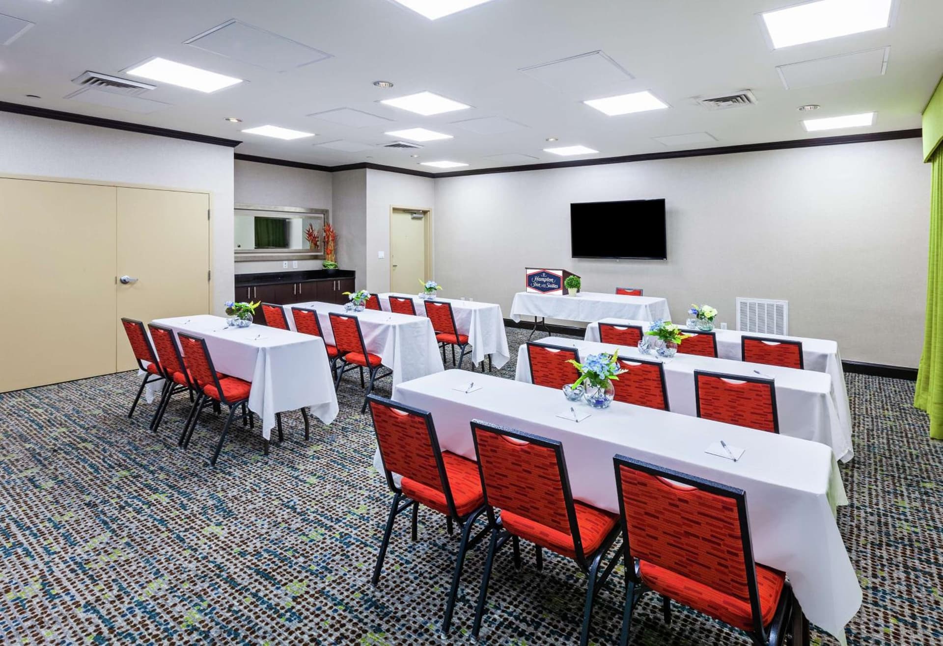 Hampton Inn & Suites Houston/League City gallery photo in League City, TX — image 6