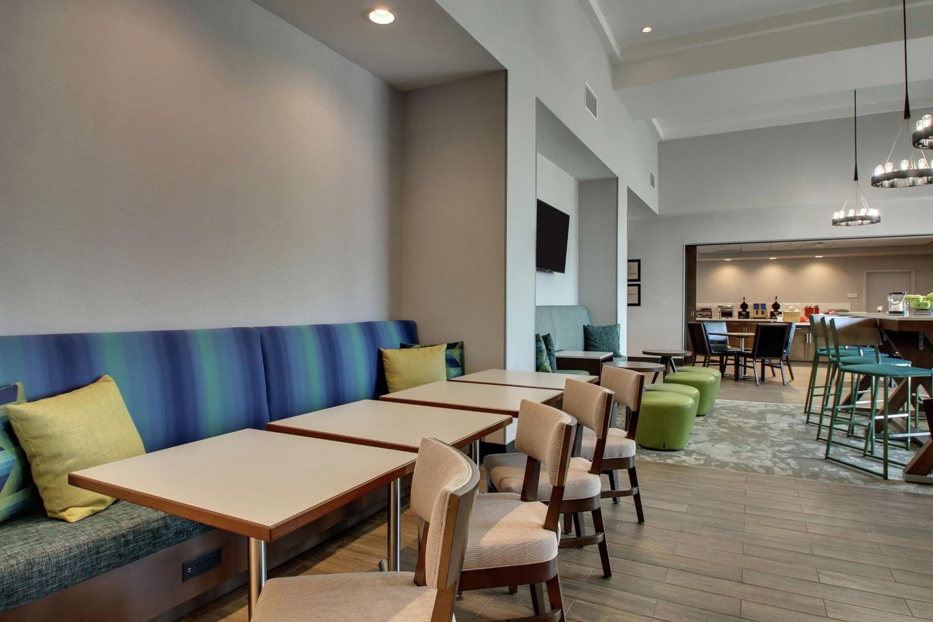 Hampton Inn & Suites By Hilton Southport gallery photo in Southport, NC — image 24