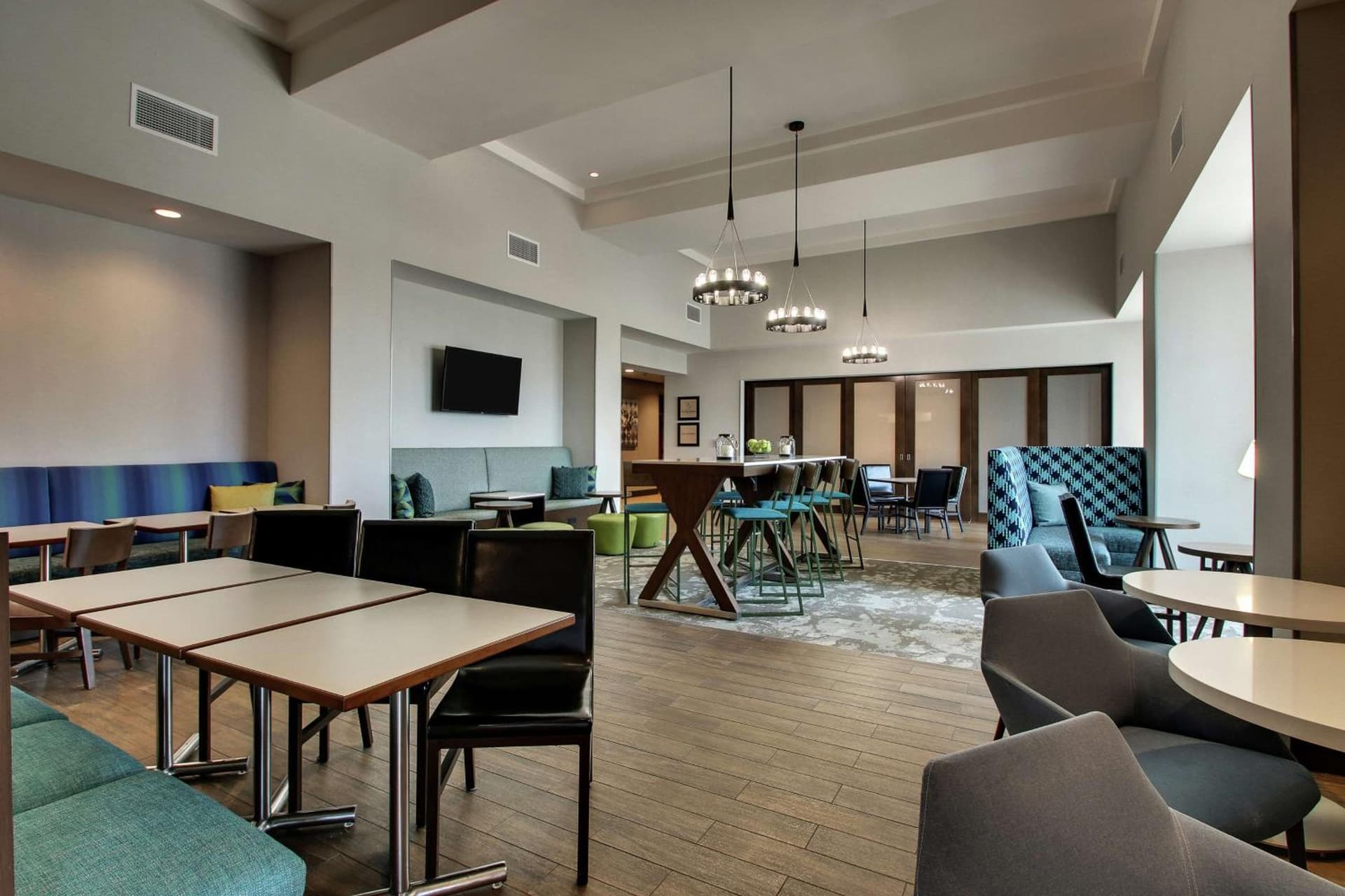 Hampton Inn & Suites By Hilton Southport gallery photo in Southport, NC — image 18
