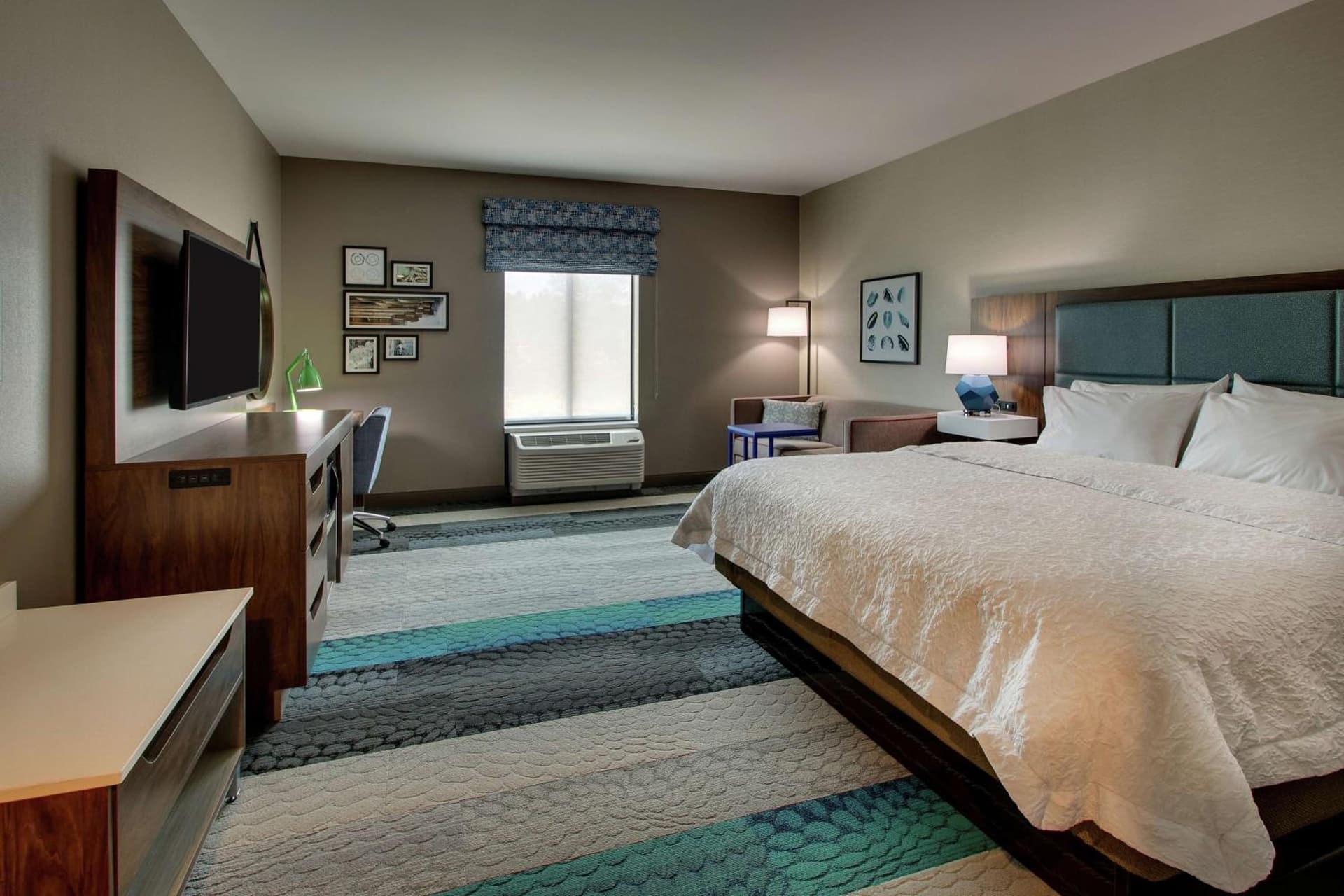 Hampton Inn & Suites By Hilton Southport gallery photo in Southport, NC — image 31