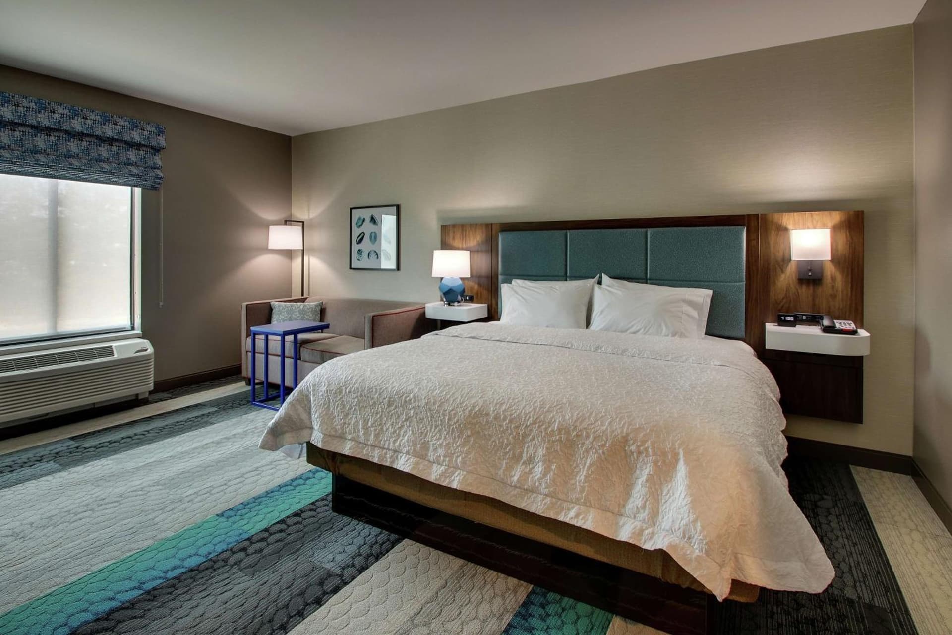Hampton Inn & Suites By Hilton Southport gallery photo in Southport, NC — image 4