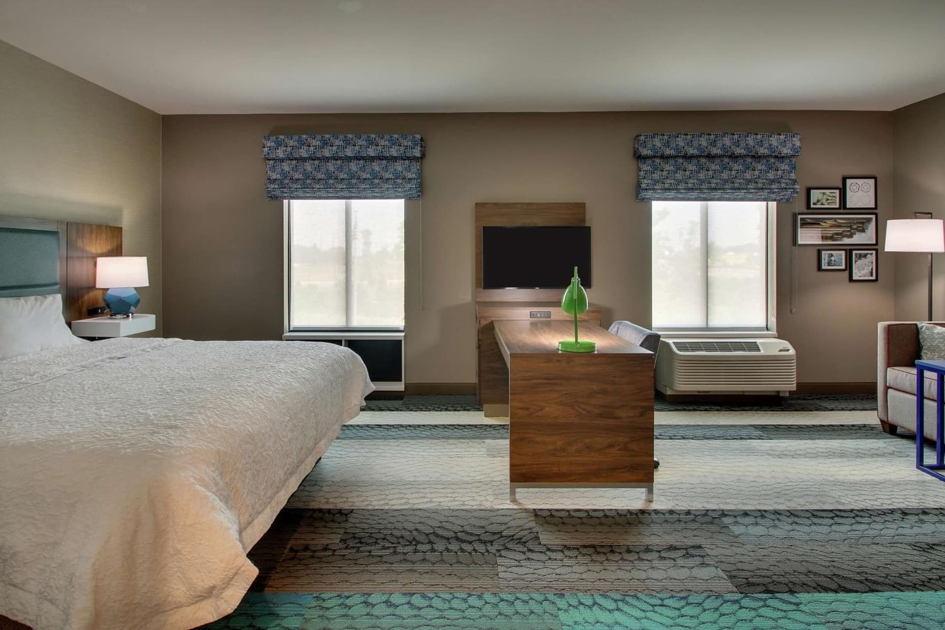 Hampton Inn & Suites By Hilton Southport gallery photo in Southport, NC — image 19