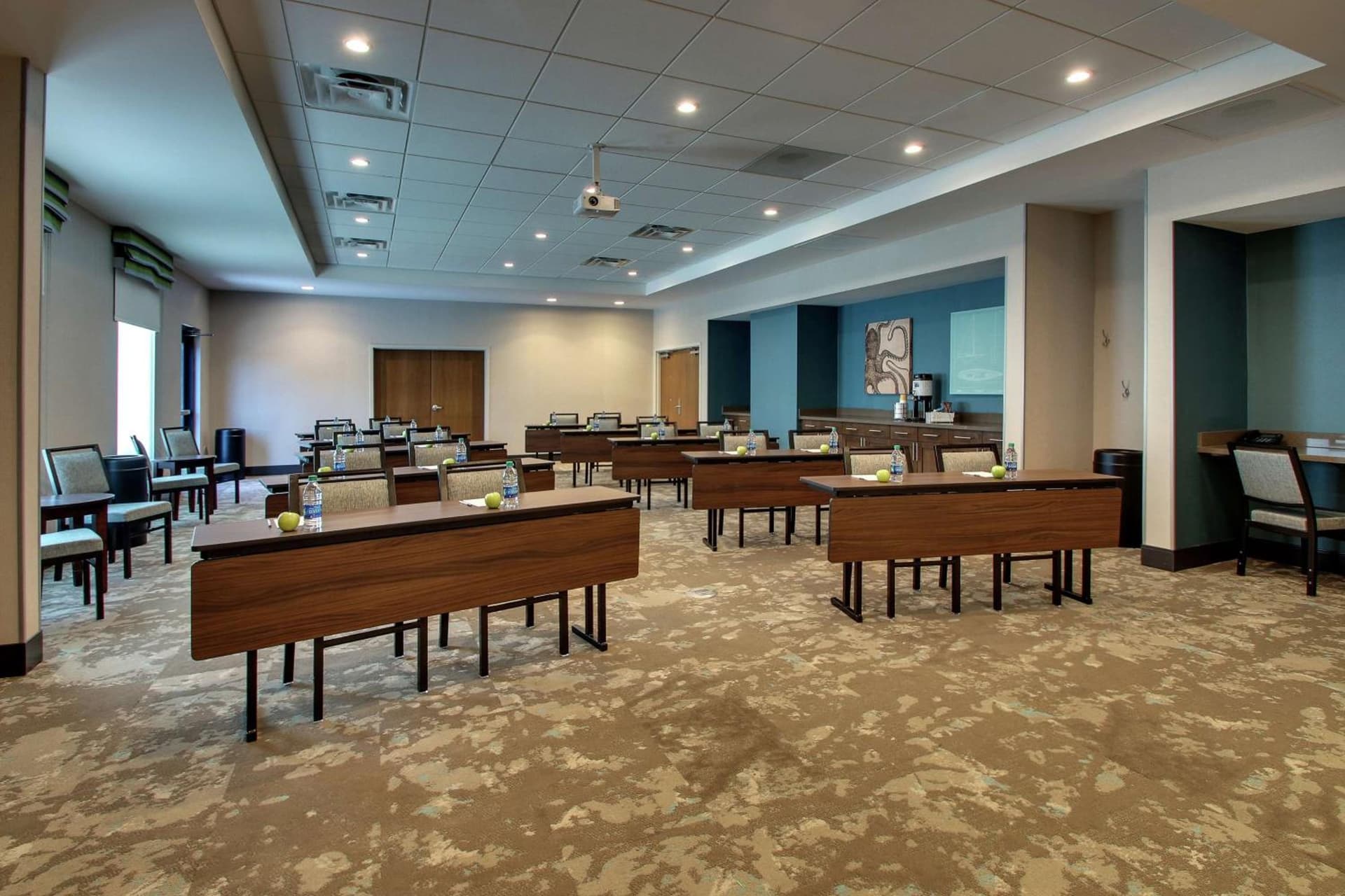 Hampton Inn & Suites By Hilton Southport gallery photo in Southport, NC — image 28