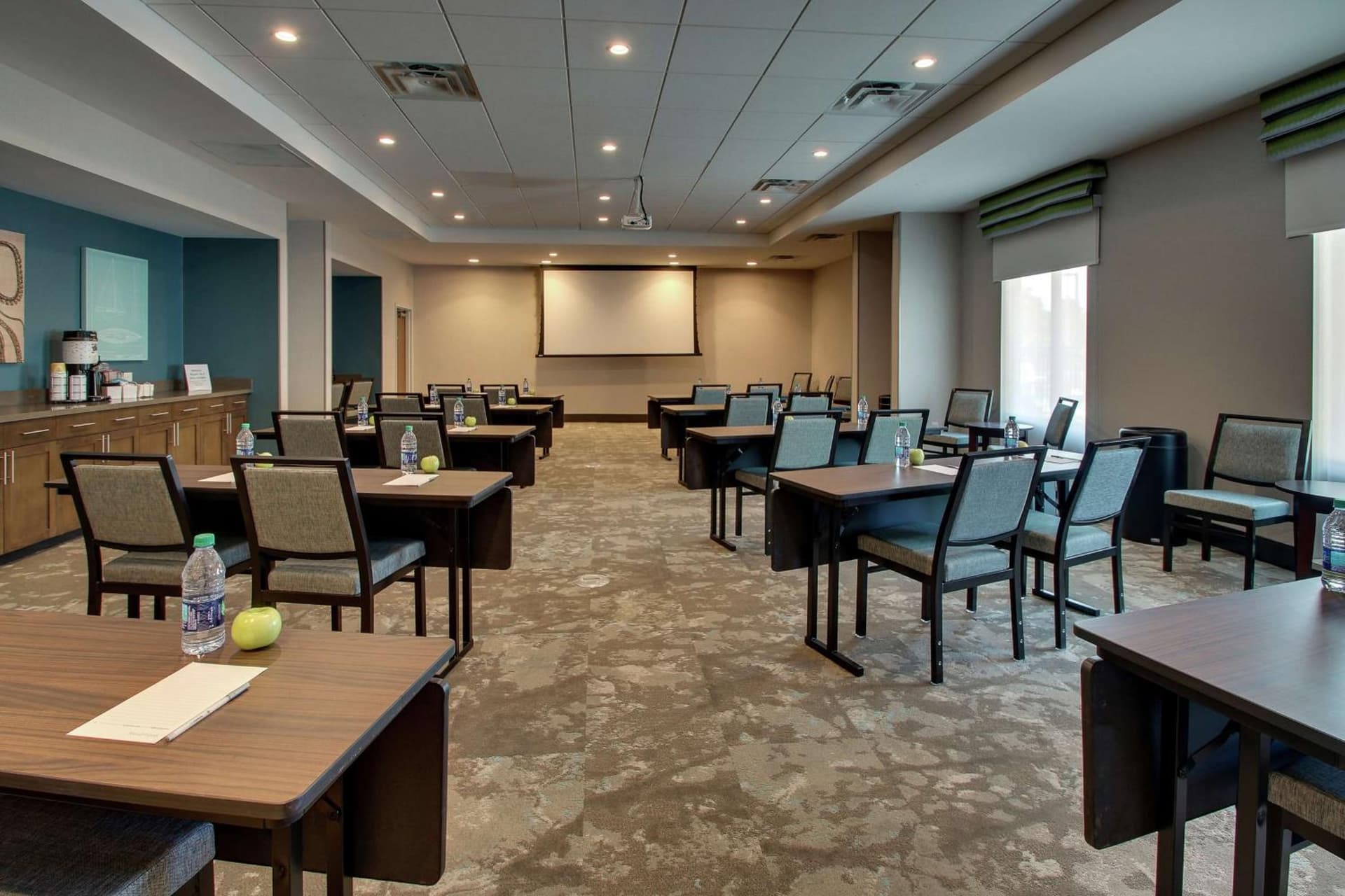 Hampton Inn & Suites By Hilton Southport gallery photo in Southport, NC — image 26