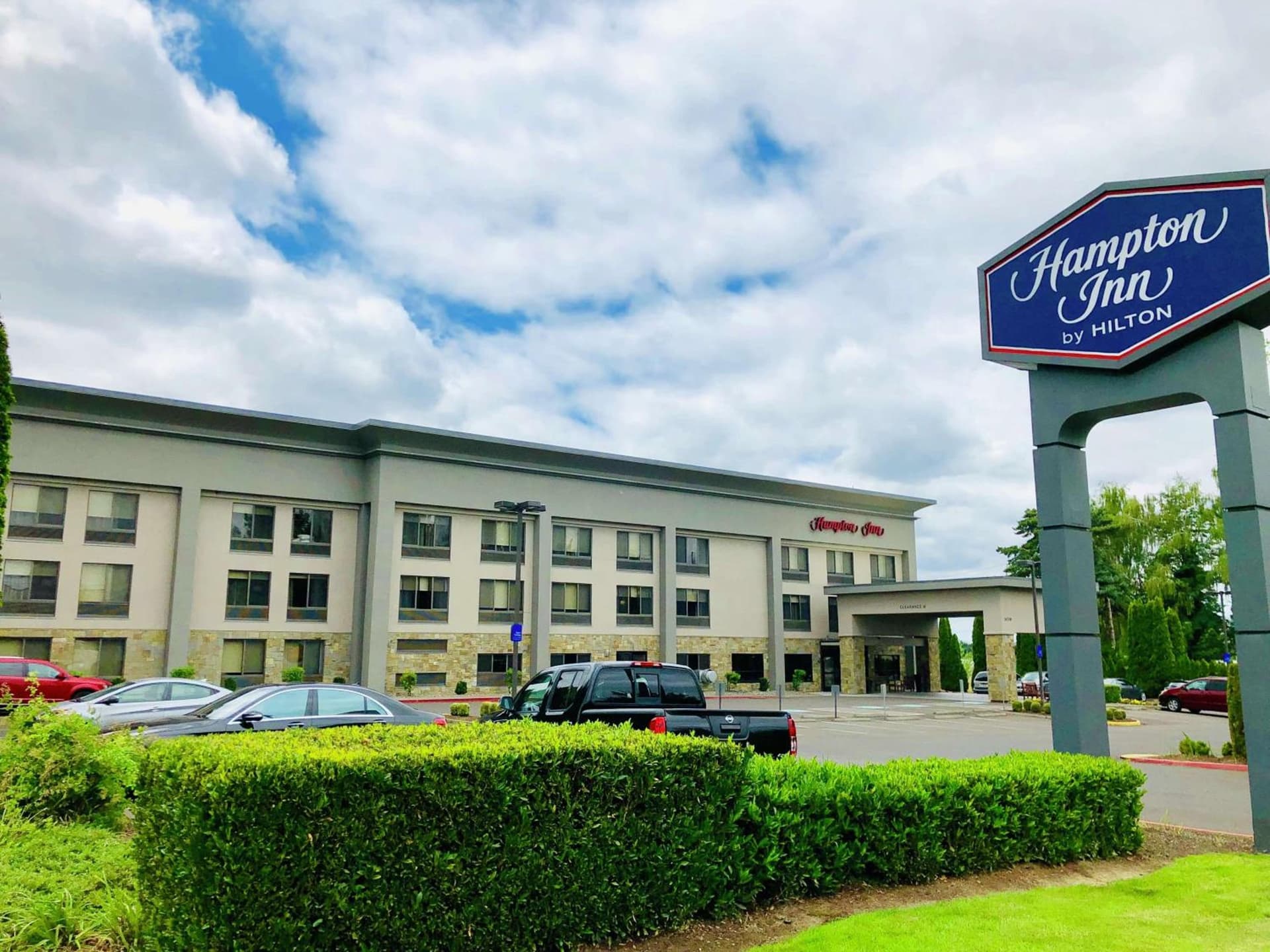 Hampton Inn Portland East gallery photo in Portland, OR — image 40