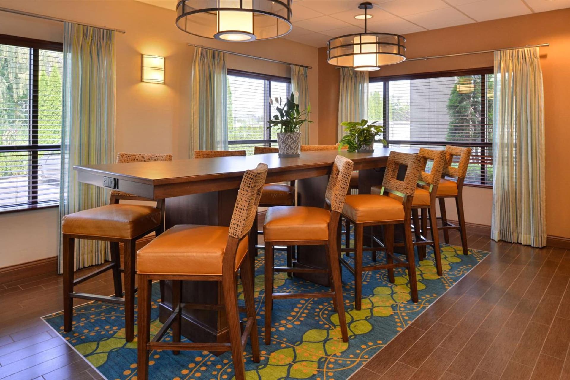 Hampton Inn Portland East gallery photo in Portland, OR — image 13