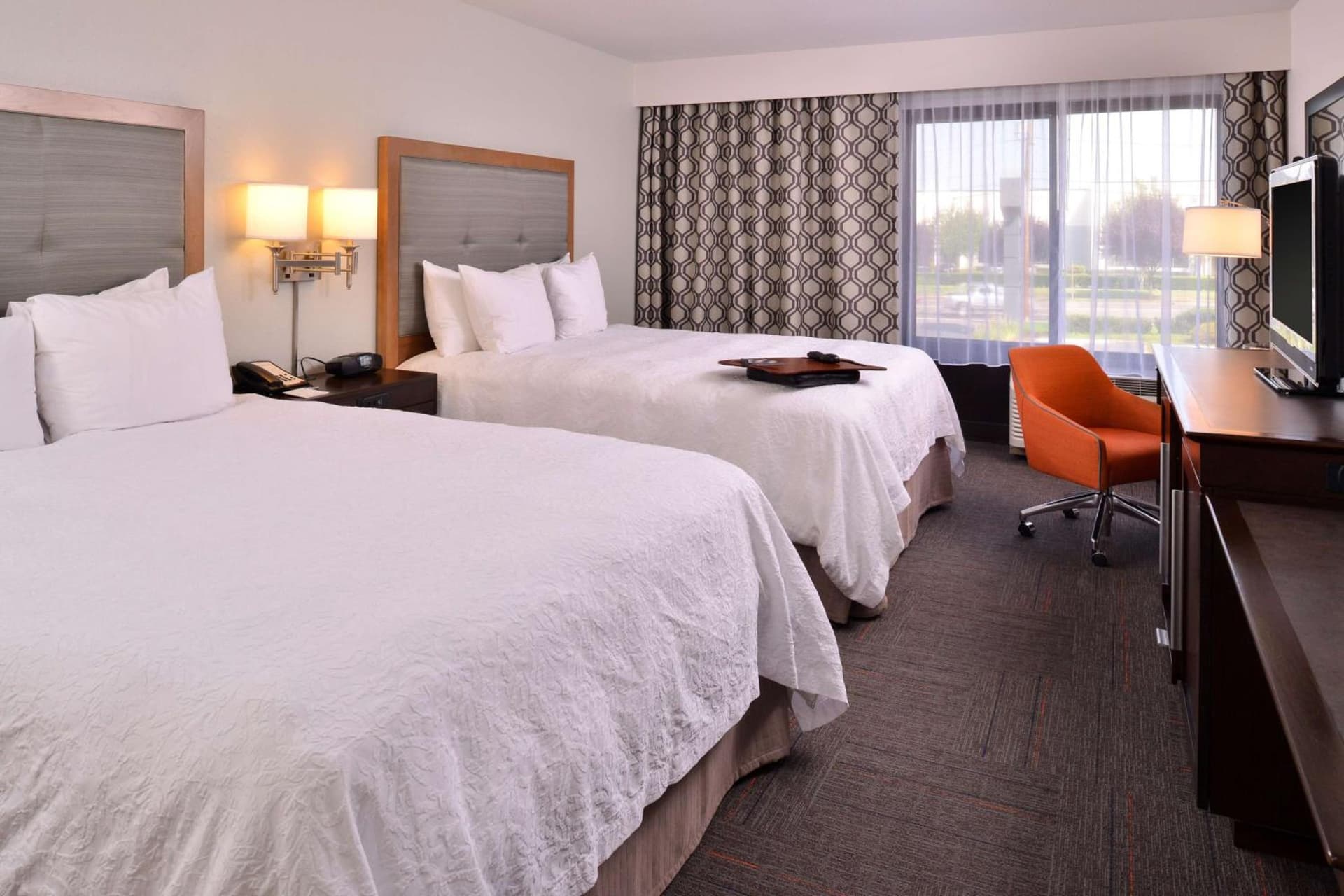 Hampton Inn Portland East gallery photo in Portland, OR — image 11