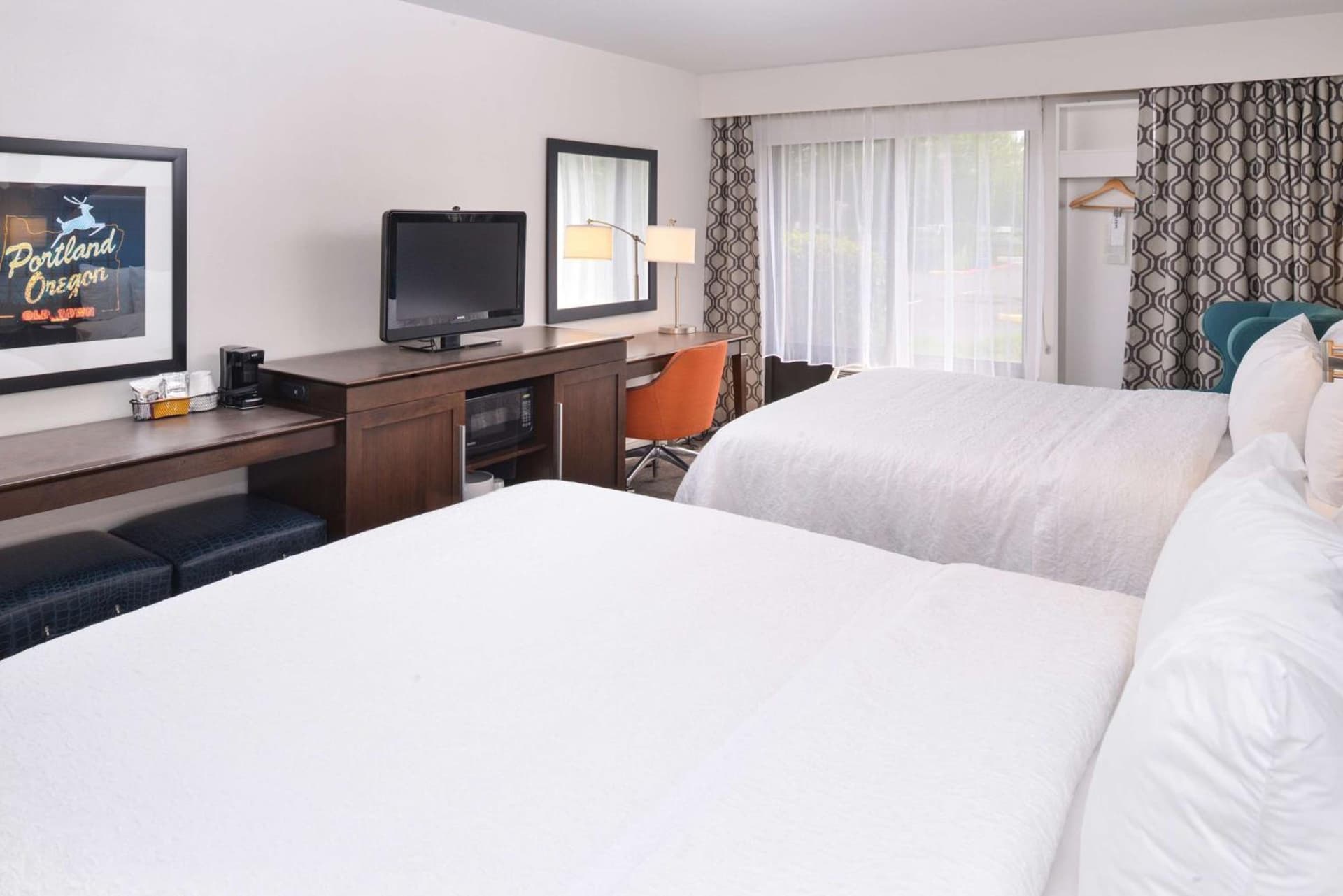 Hampton Inn Portland East gallery photo in Portland, OR — image 35