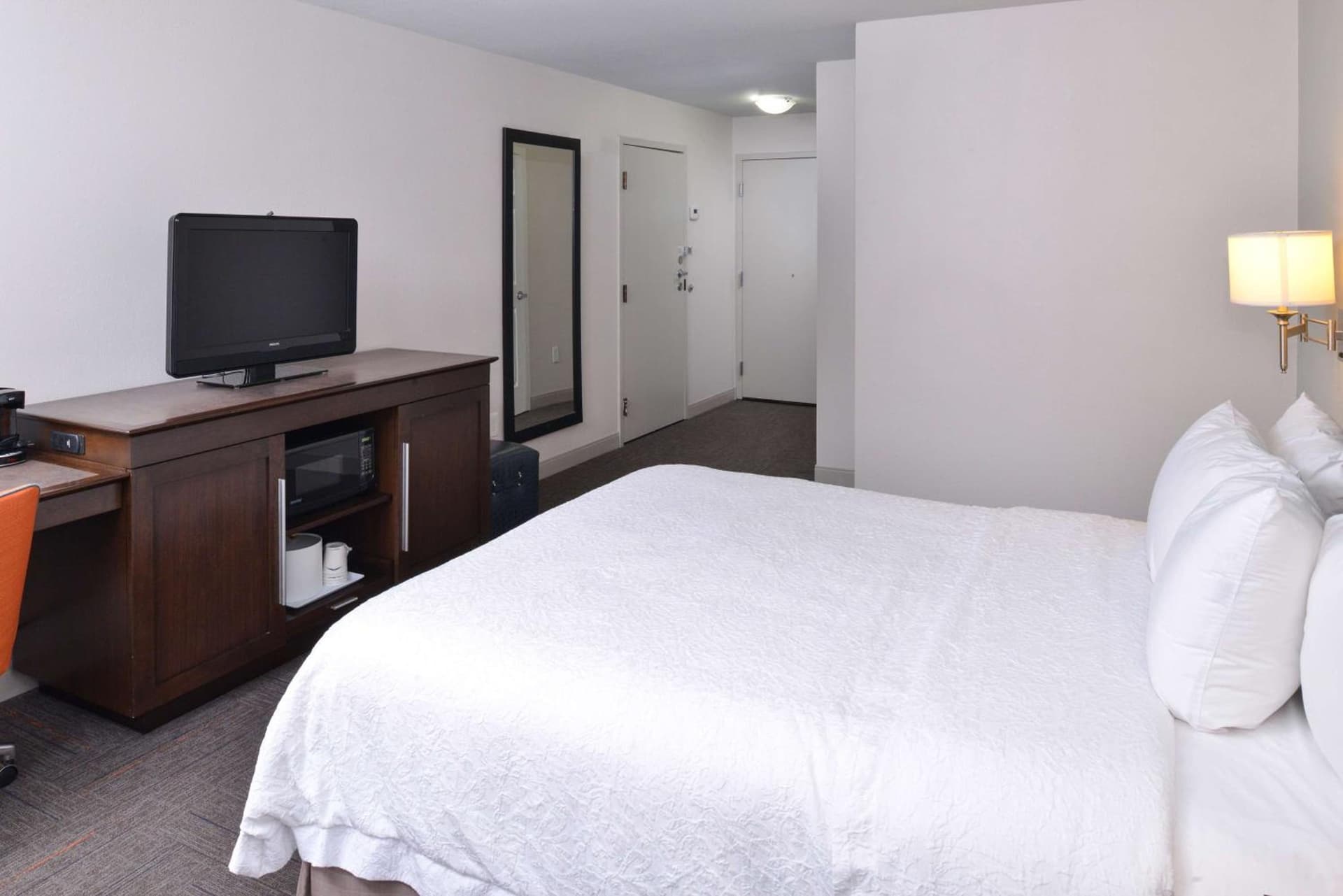 Hampton Inn Portland East gallery photo in Portland, OR — image 38