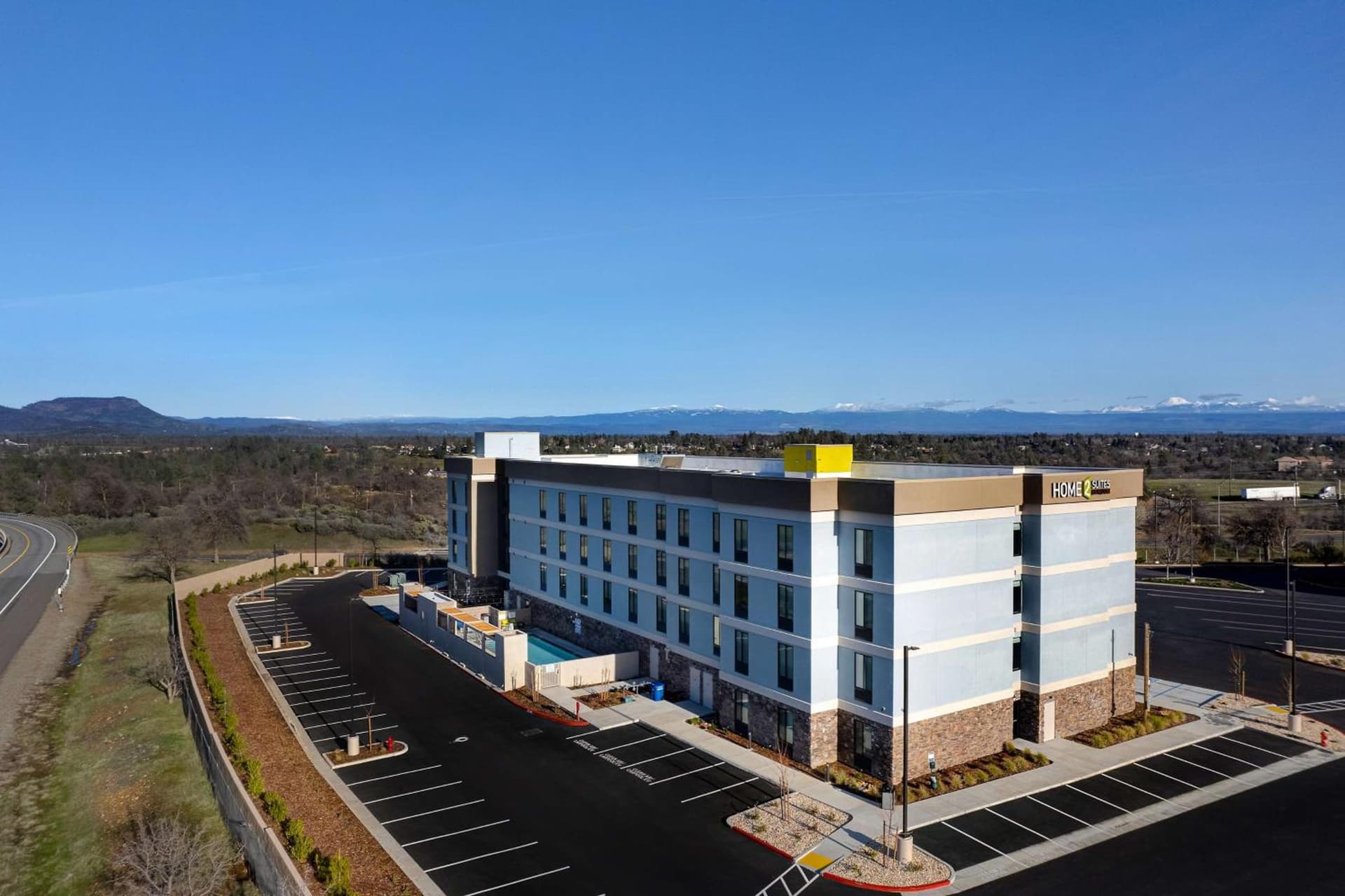 Home2 Suites By Hilton Redding gallery photo in Redding, CA — image 6