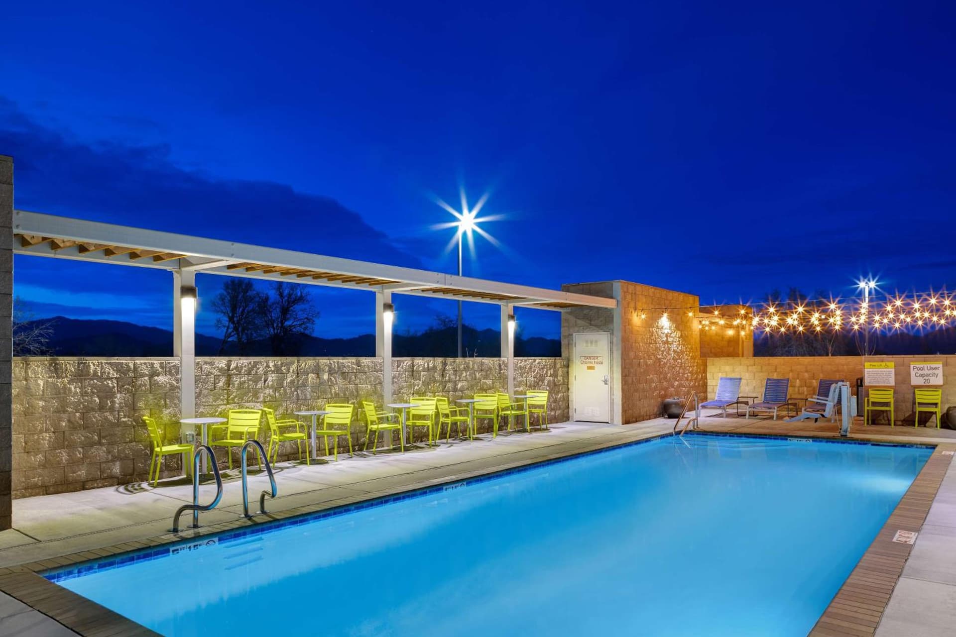 Home2 Suites By Hilton Redding gallery photo in Redding, CA — image 51