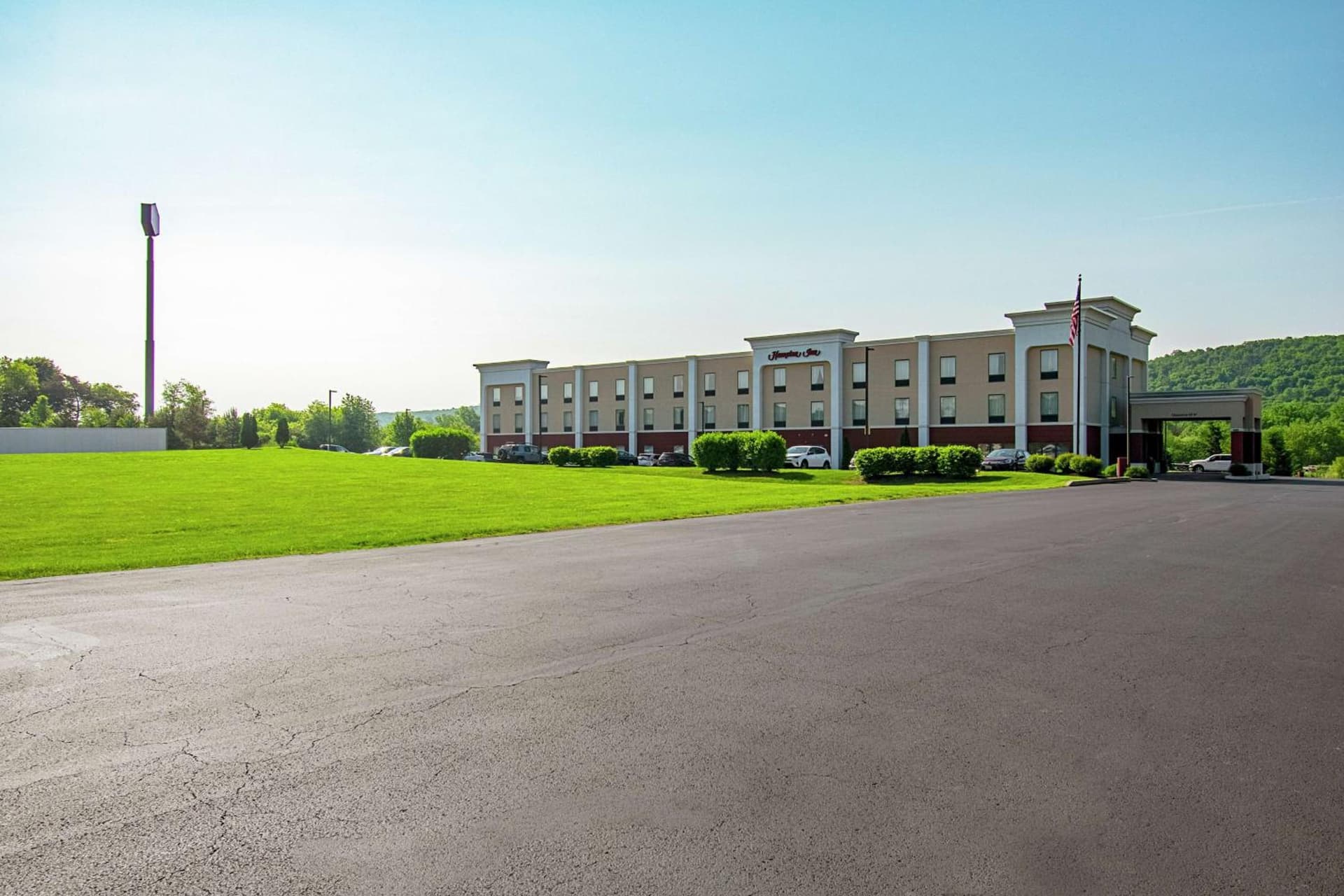 Hampton Inn Pine Grove gallery photo in Pine Grove, PA — image 18