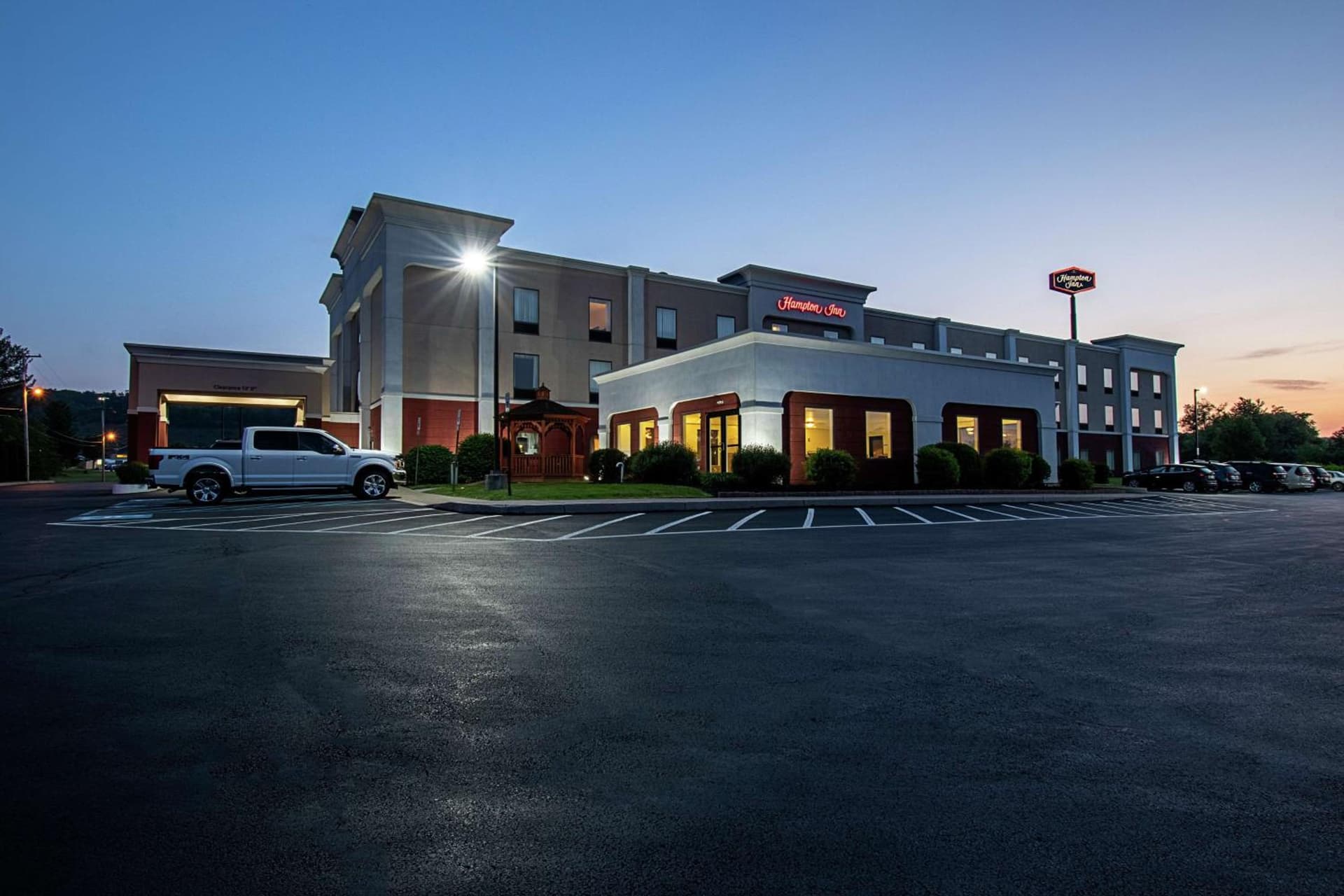 Hampton Inn Pine Grove gallery photo in Pine Grove, PA — image 35