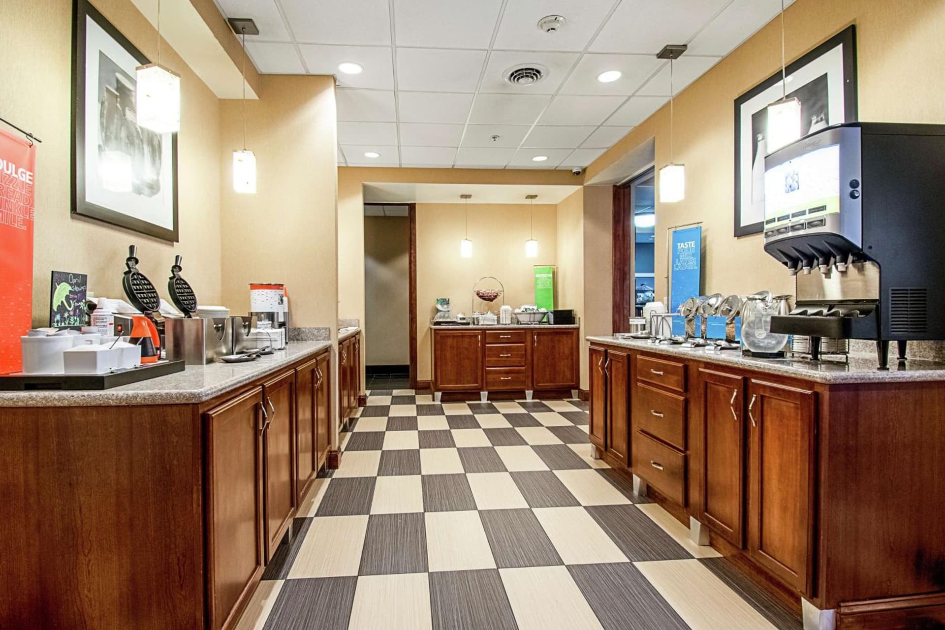 Hampton Inn Pine Grove gallery photo in Pine Grove, PA — image 16