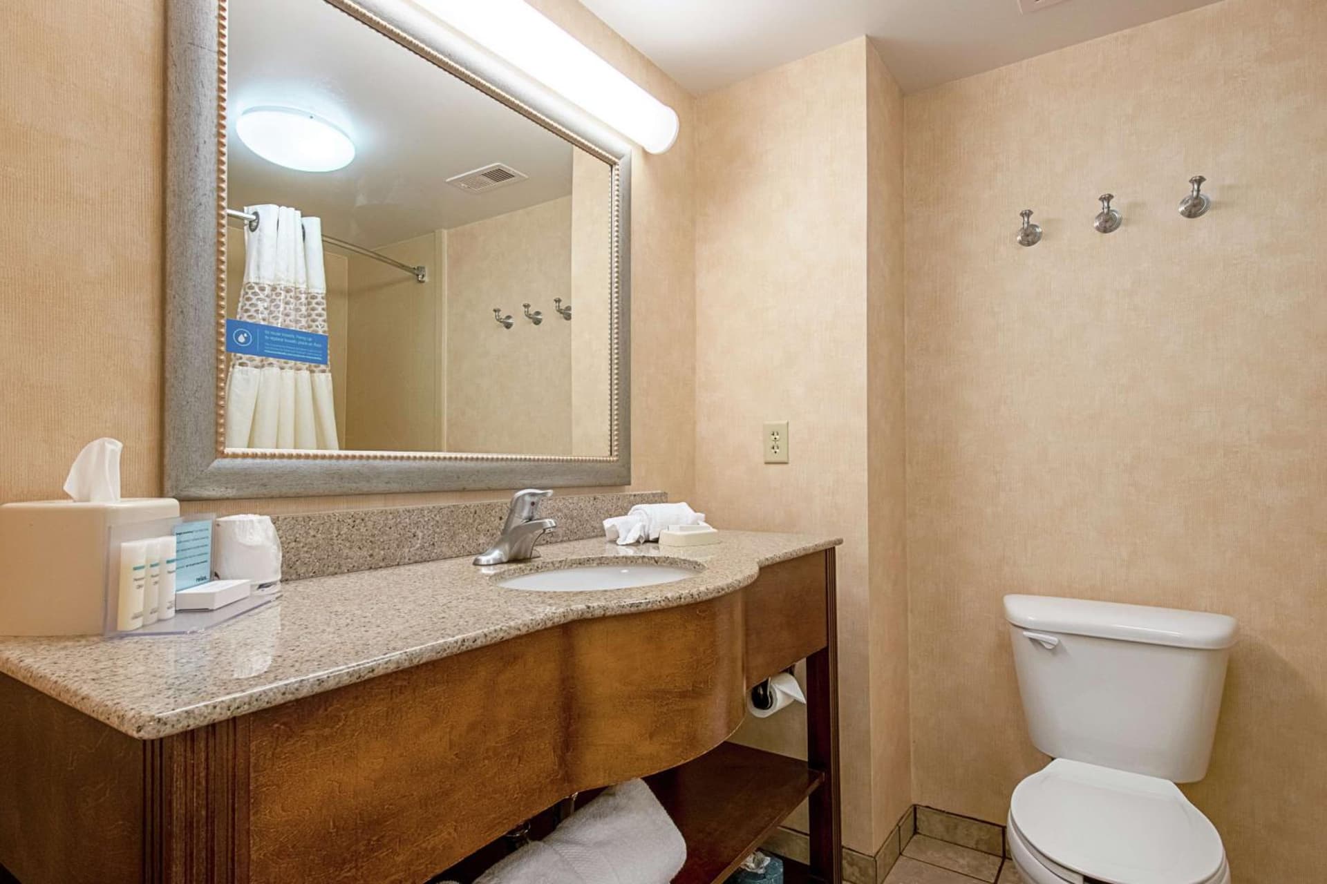 Hampton Inn Pine Grove gallery photo in Pine Grove, PA — image 25