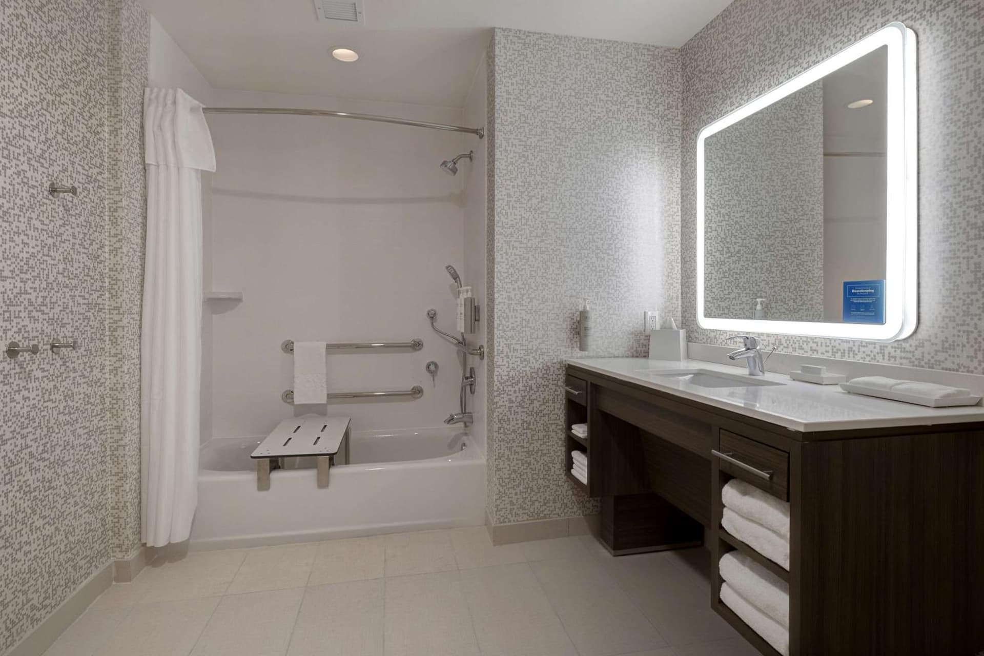 Home2 Suites By Hilton Redding gallery photo in Redding, CA — image 57
