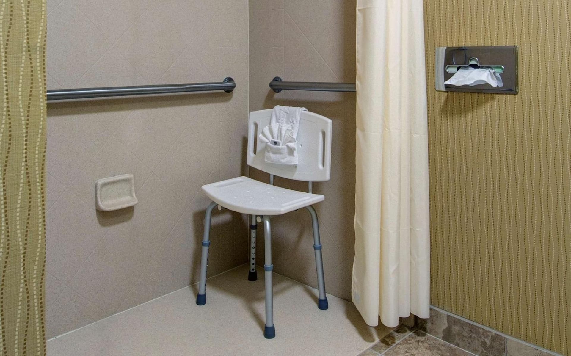 Hampton Inn Provo interior in Provo, UT — gallery photo 2