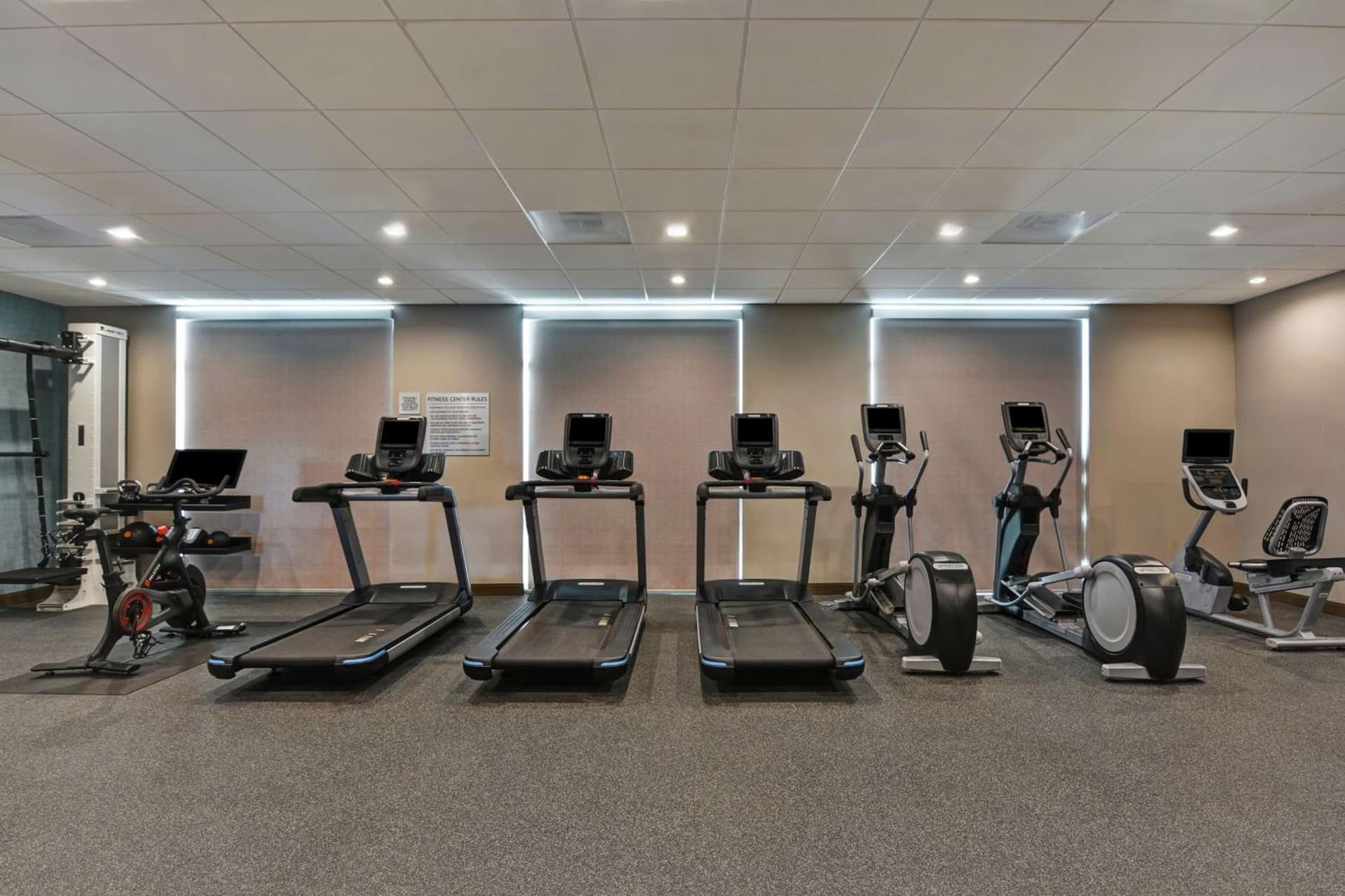 Hampton Inn Chula Vista Eastlake interior in Chula Vista, CA — gallery photo 2