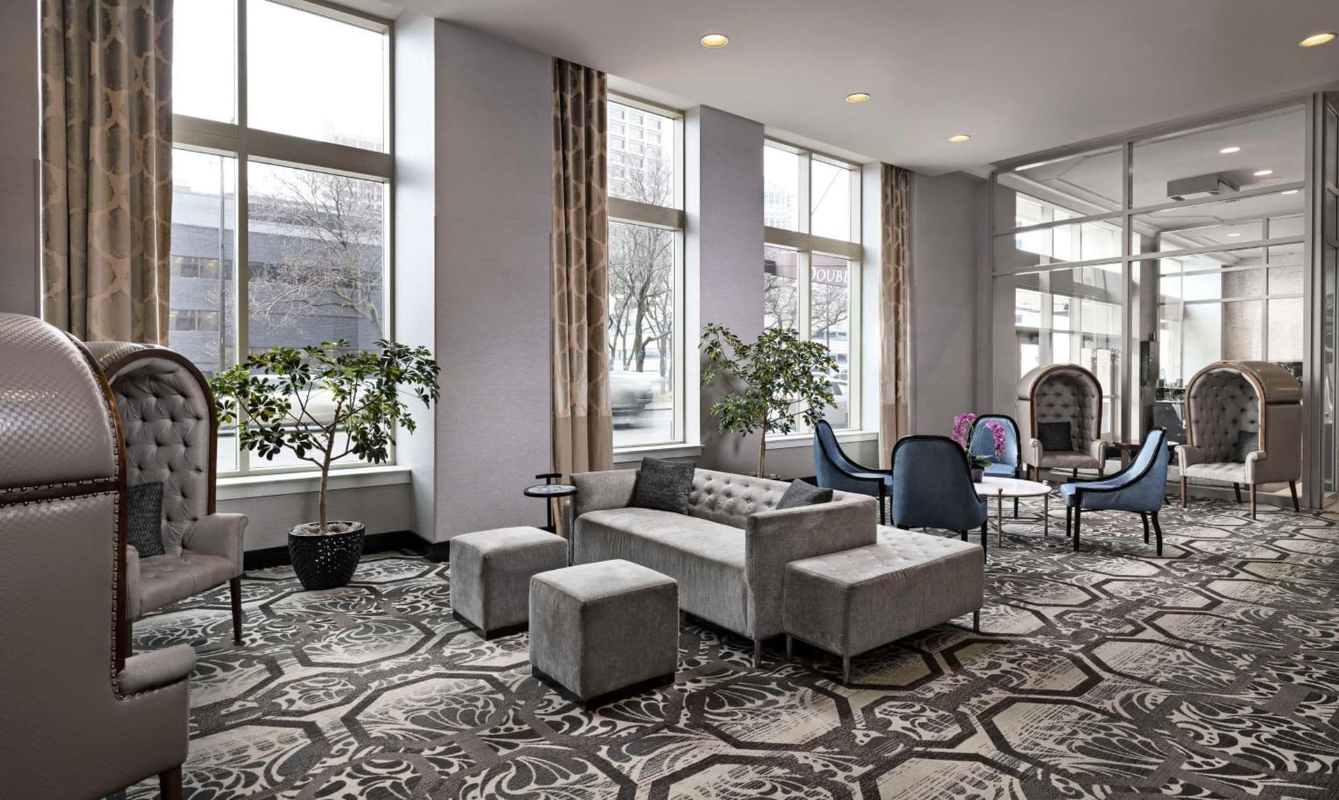 DoubleTree Suites by Hilton Hotel Detroit Downtown - Fort Shelby gallery photo in Detroit, MI — image 60