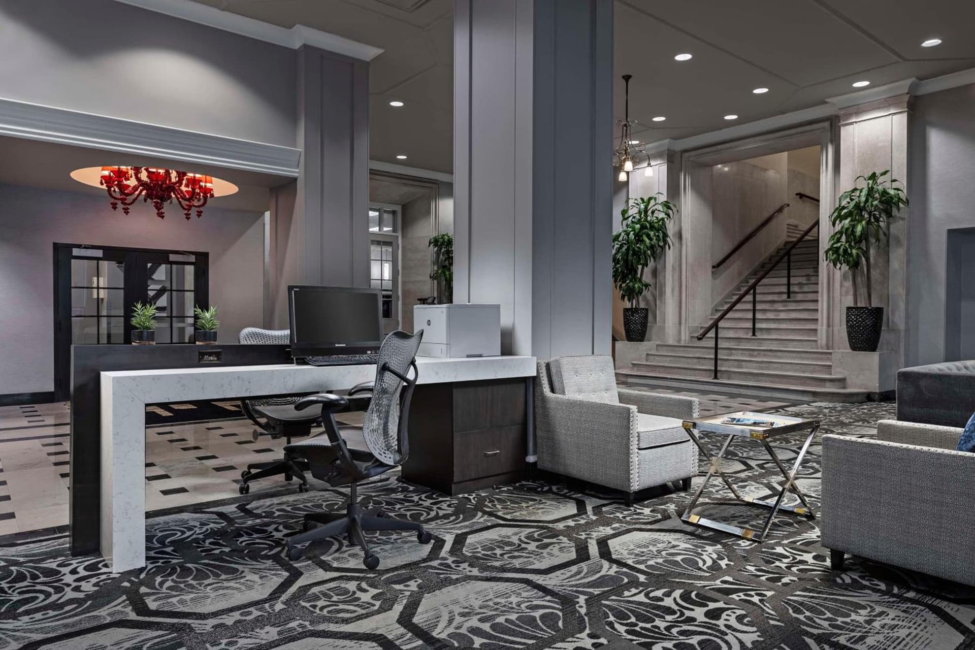 DoubleTree Suites by Hilton Hotel Detroit Downtown - Fort Shelby gallery photo in Detroit, MI — image 46