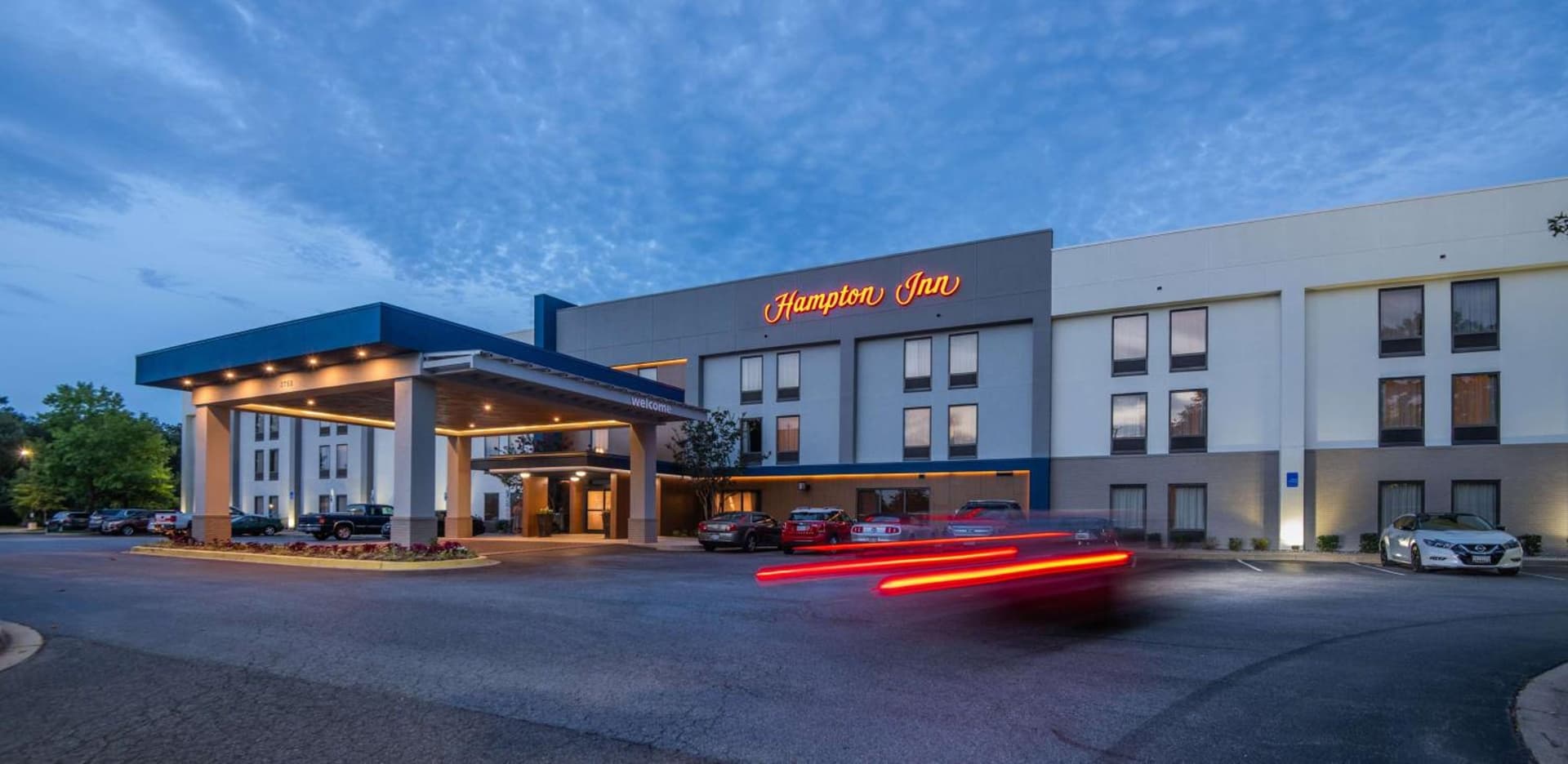 Hampton Inn Waldorf featured exterior or lobby in Waldorf, MD — similar hotel