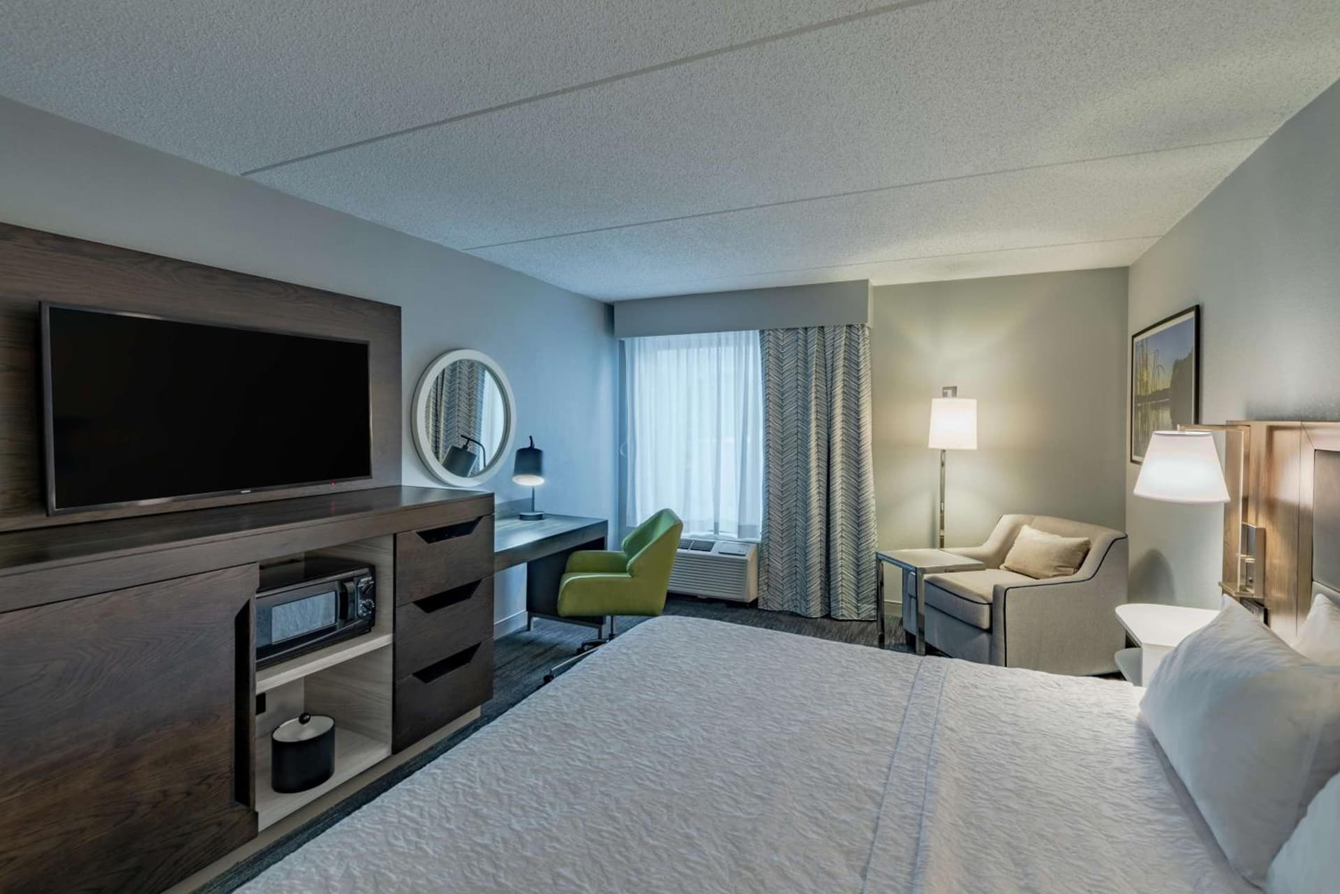 Hampton Inn Waldorf gallery photo in Waldorf, MD — image 4
