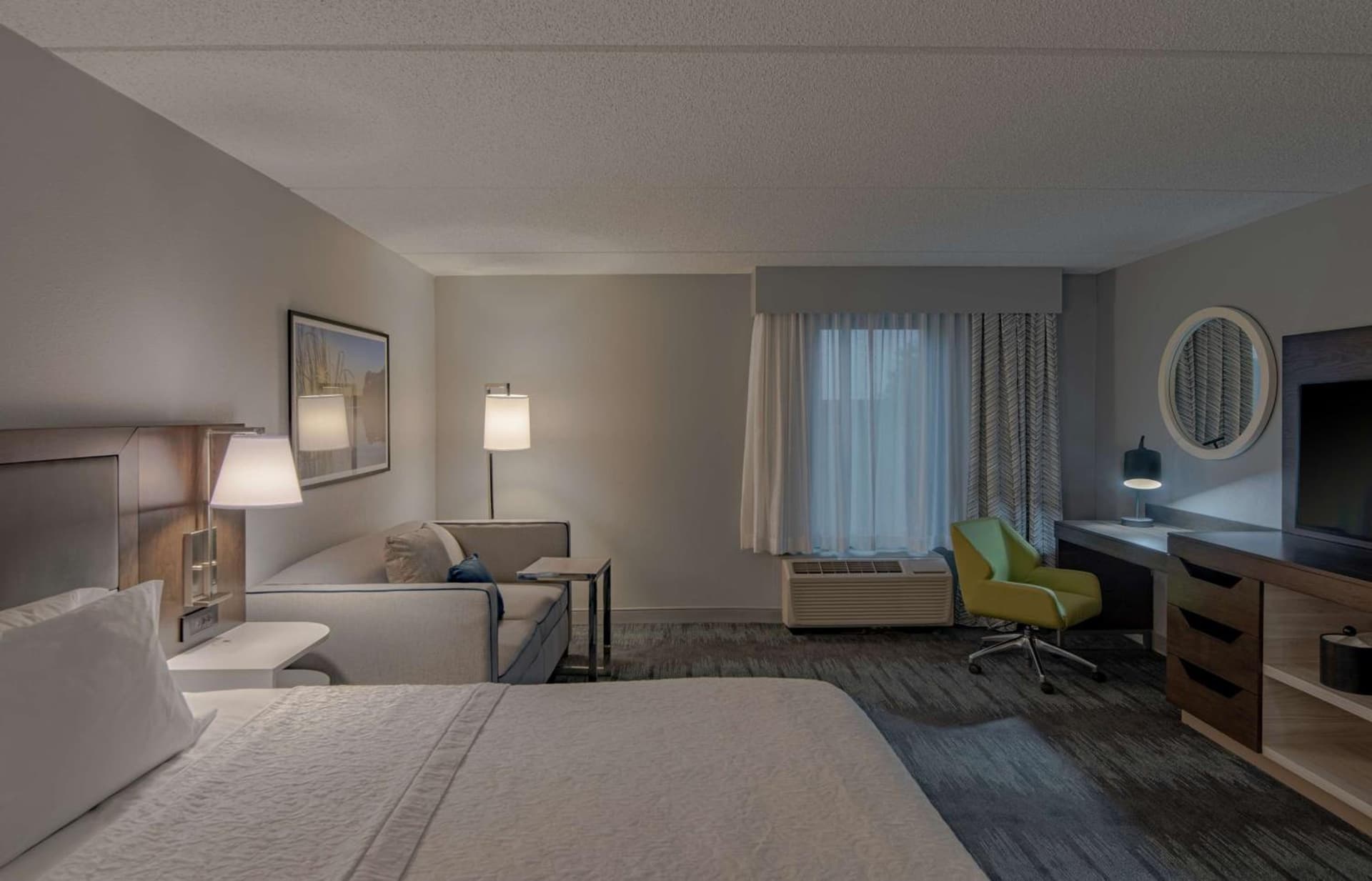 Hampton Inn Waldorf gallery photo in Waldorf, MD — image 17