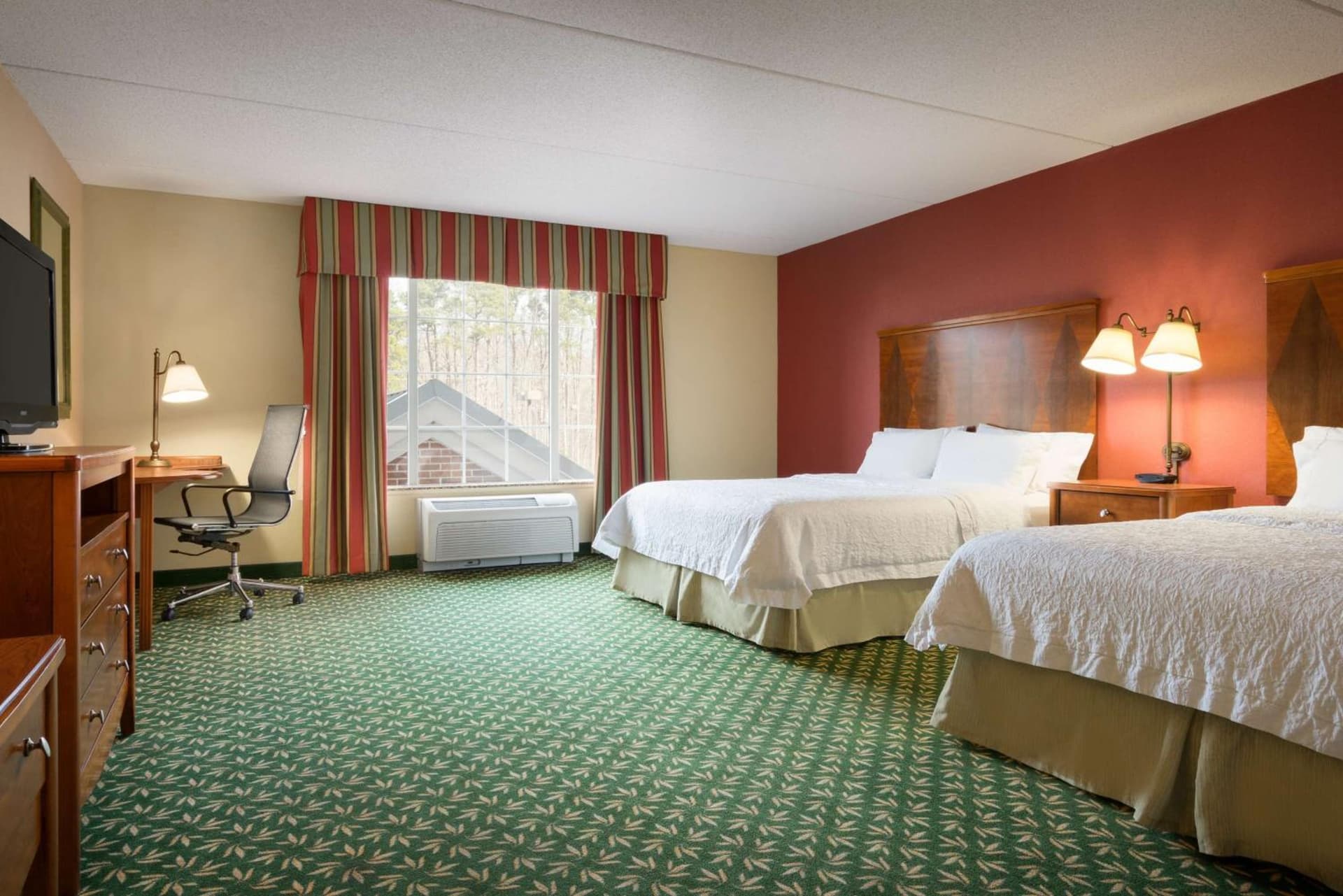 Hampton Inn & Suites Williamsburg-Central gallery photo in Williamsburg, VA — image 22