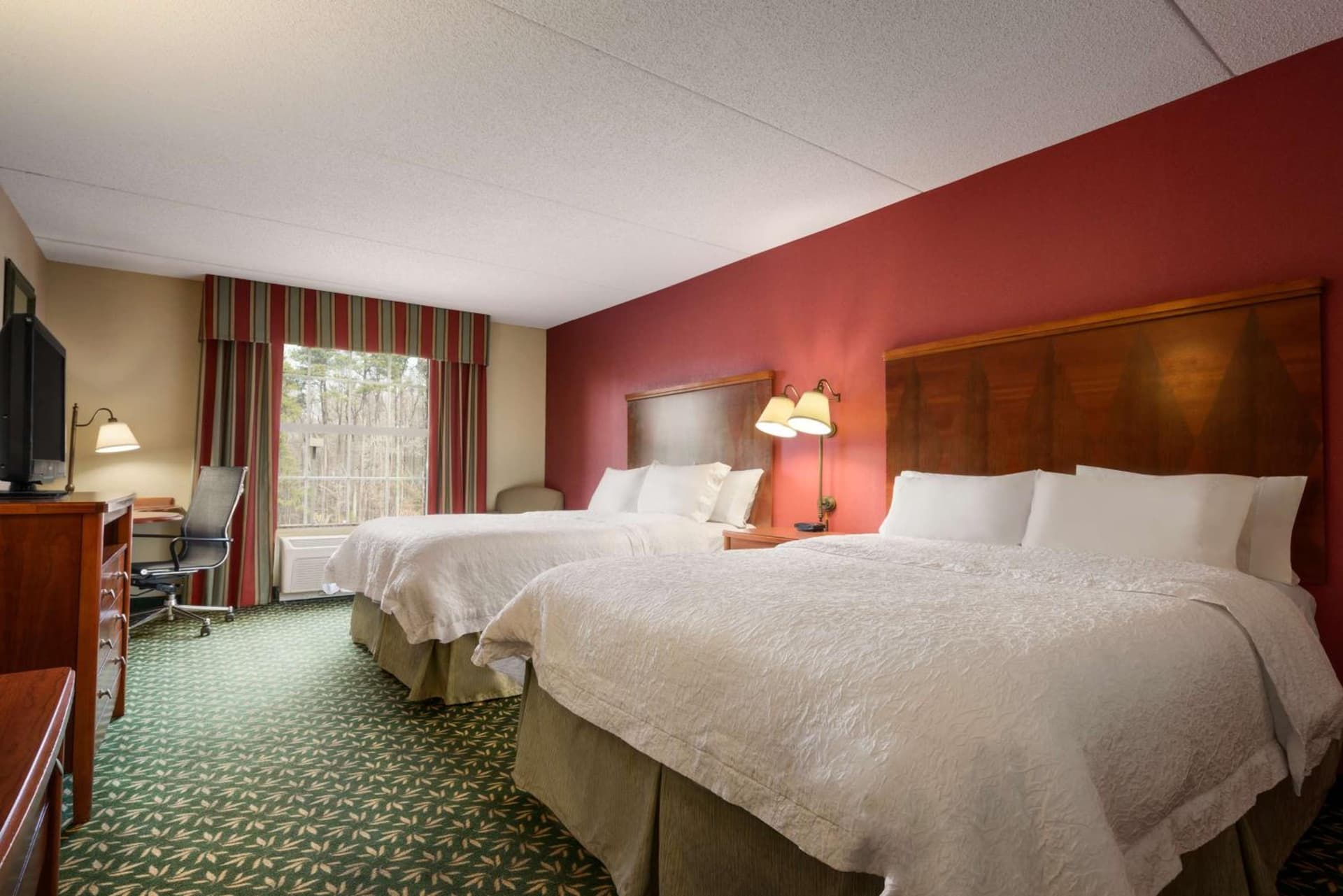 Hampton Inn & Suites Williamsburg-Central gallery photo in Williamsburg, VA — image 20