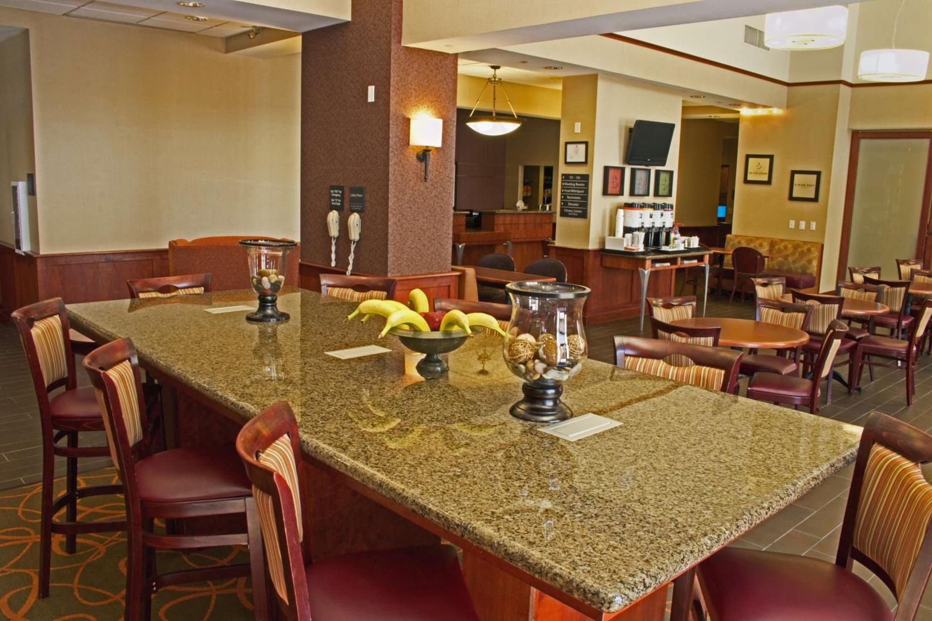 Hampton Inn & Suites Chesapeake-Battlefield Boulevard gallery photo in Chesapeake, VA — image 9