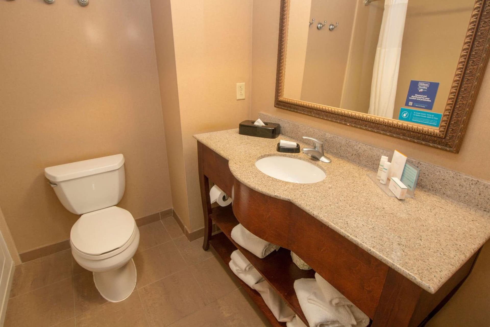 Hampton Inn & Suites Chesapeake-Battlefield Boulevard gallery photo in Chesapeake, VA — image 8
