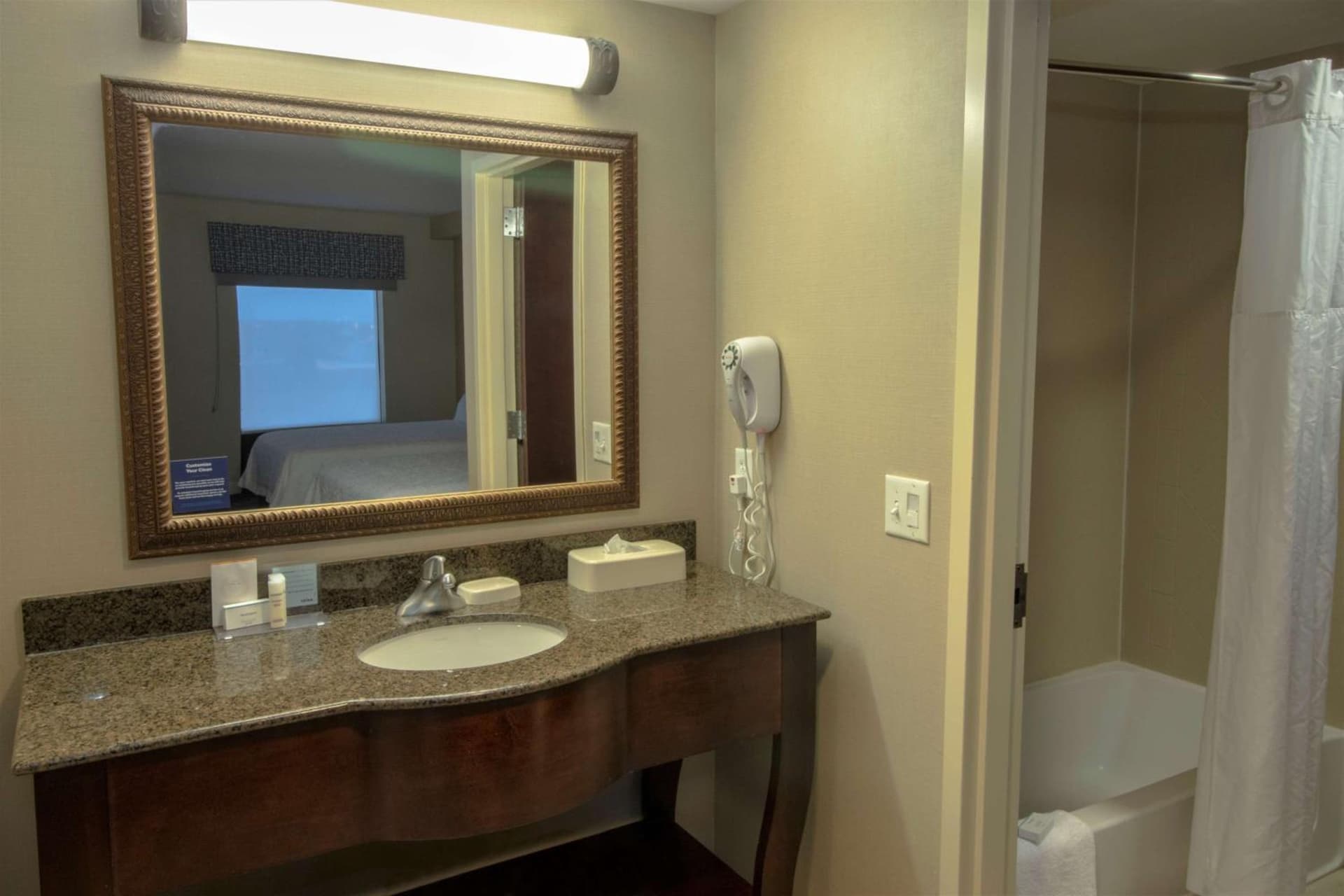 Hampton Inn & Suites Chesapeake-Battlefield Boulevard gallery photo in Chesapeake, VA — image 33