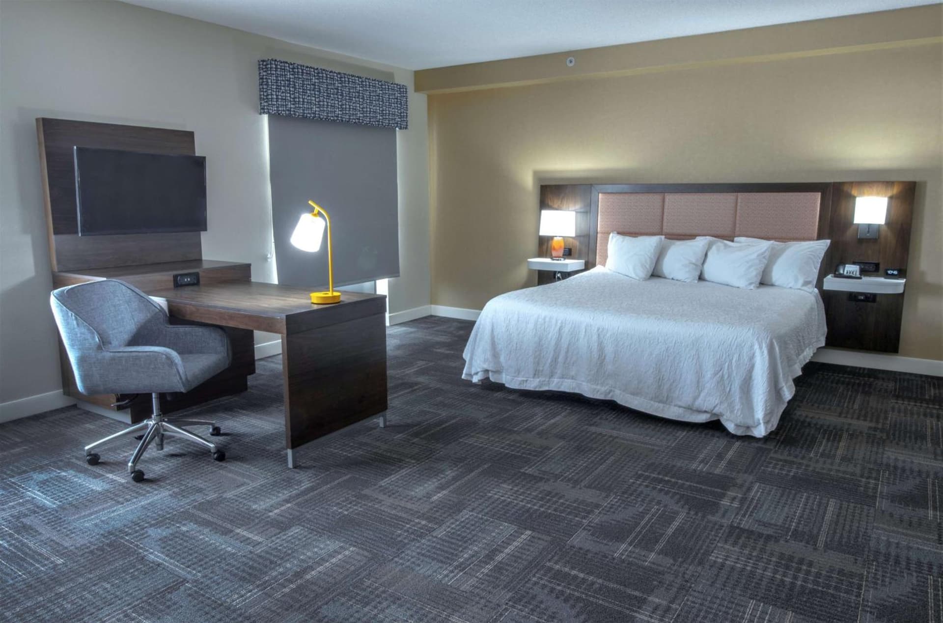 Hampton Inn & Suites Chesapeake-Battlefield Boulevard gallery photo in Chesapeake, VA — image 34