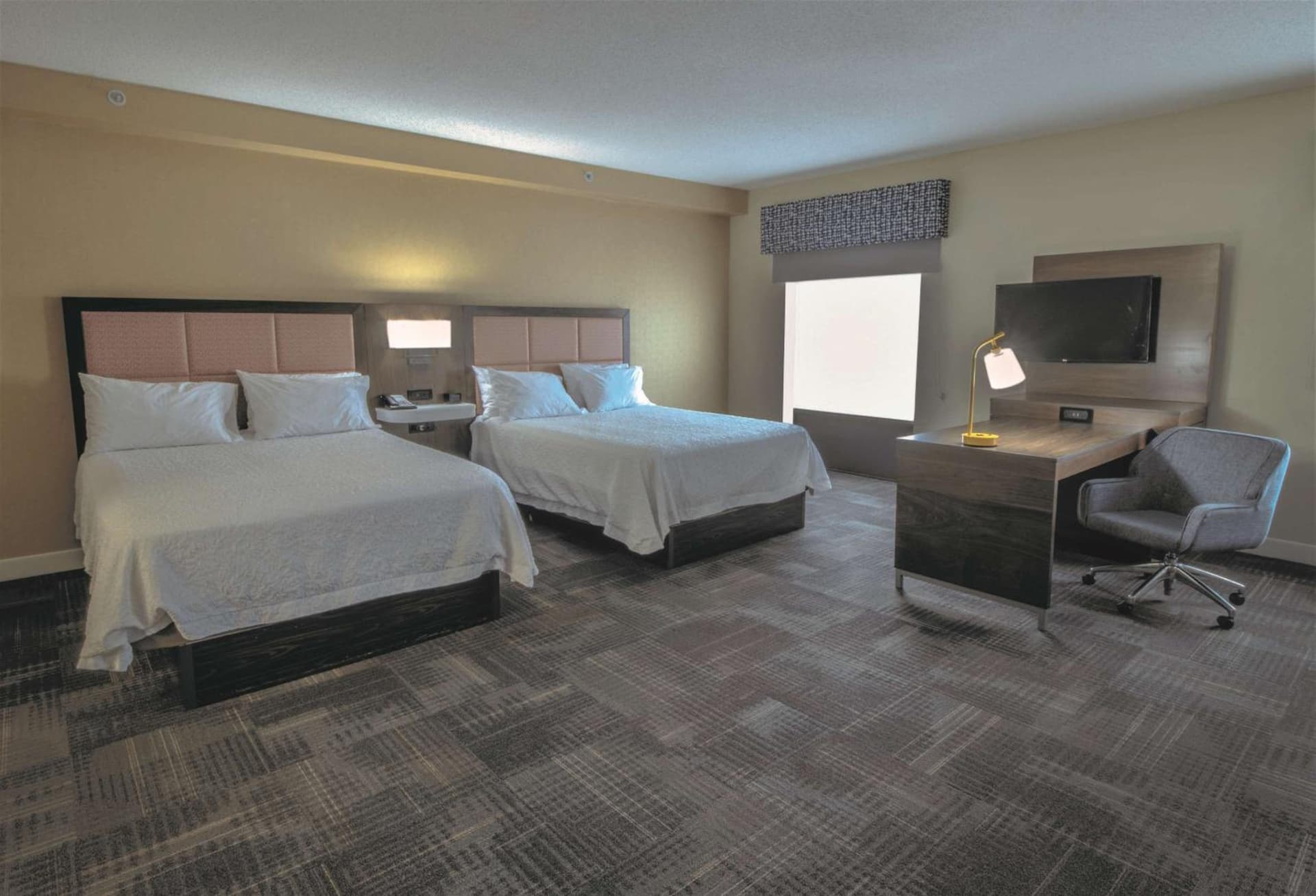 Hampton Inn & Suites Chesapeake-Battlefield Boulevard gallery photo in Chesapeake, VA — image 35