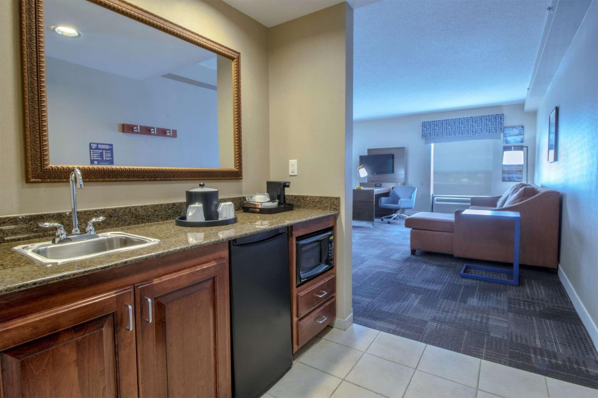 Hampton Inn & Suites Chesapeake-Battlefield Boulevard gallery photo in Chesapeake, VA — image 26