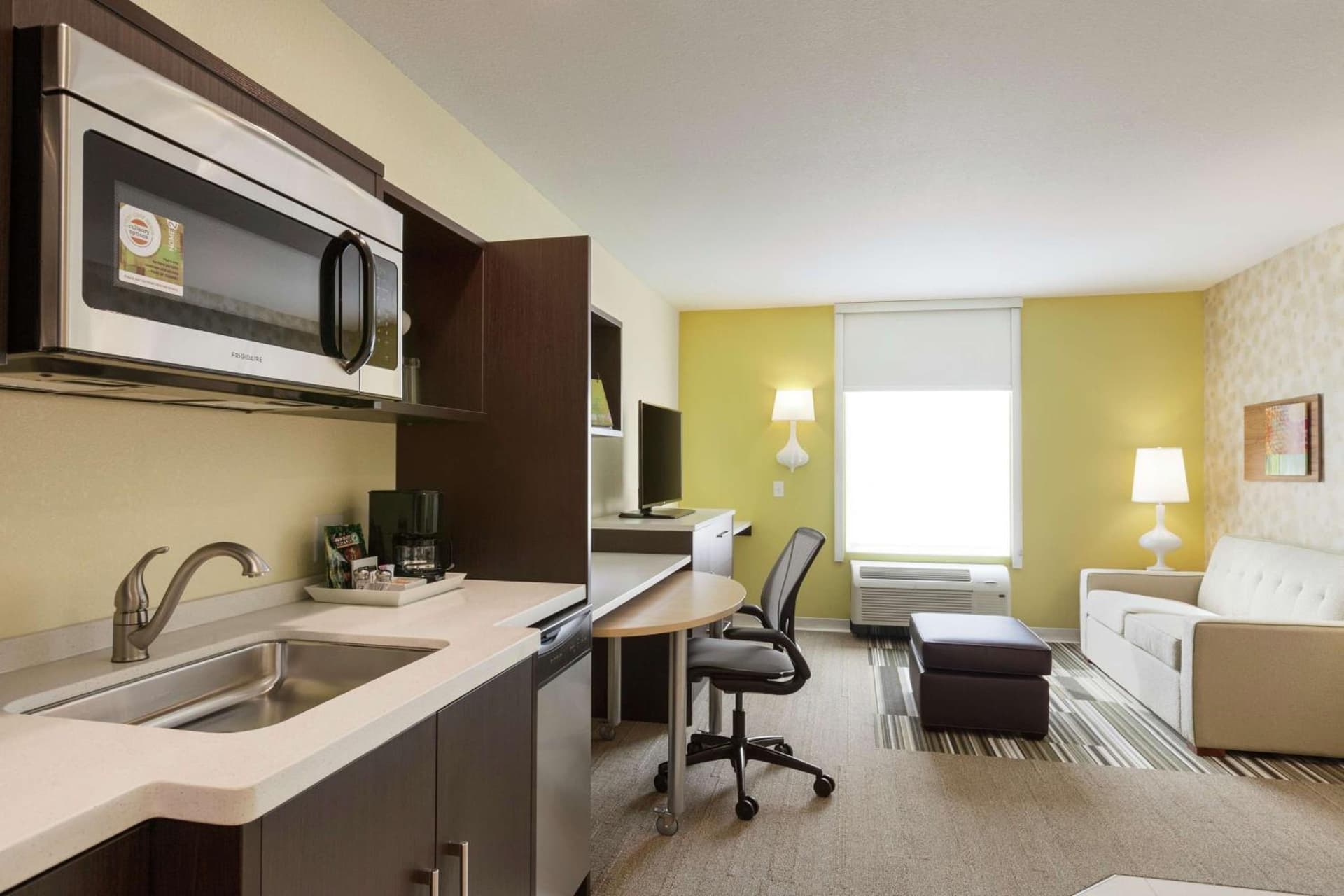 Home2 Suites by Hilton Canton gallery photo in North Canton, OH — image 8