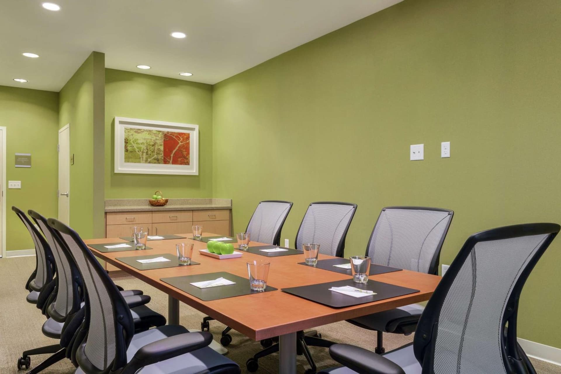 Home2 Suites by Hilton Canton gallery photo in North Canton, OH — image 22