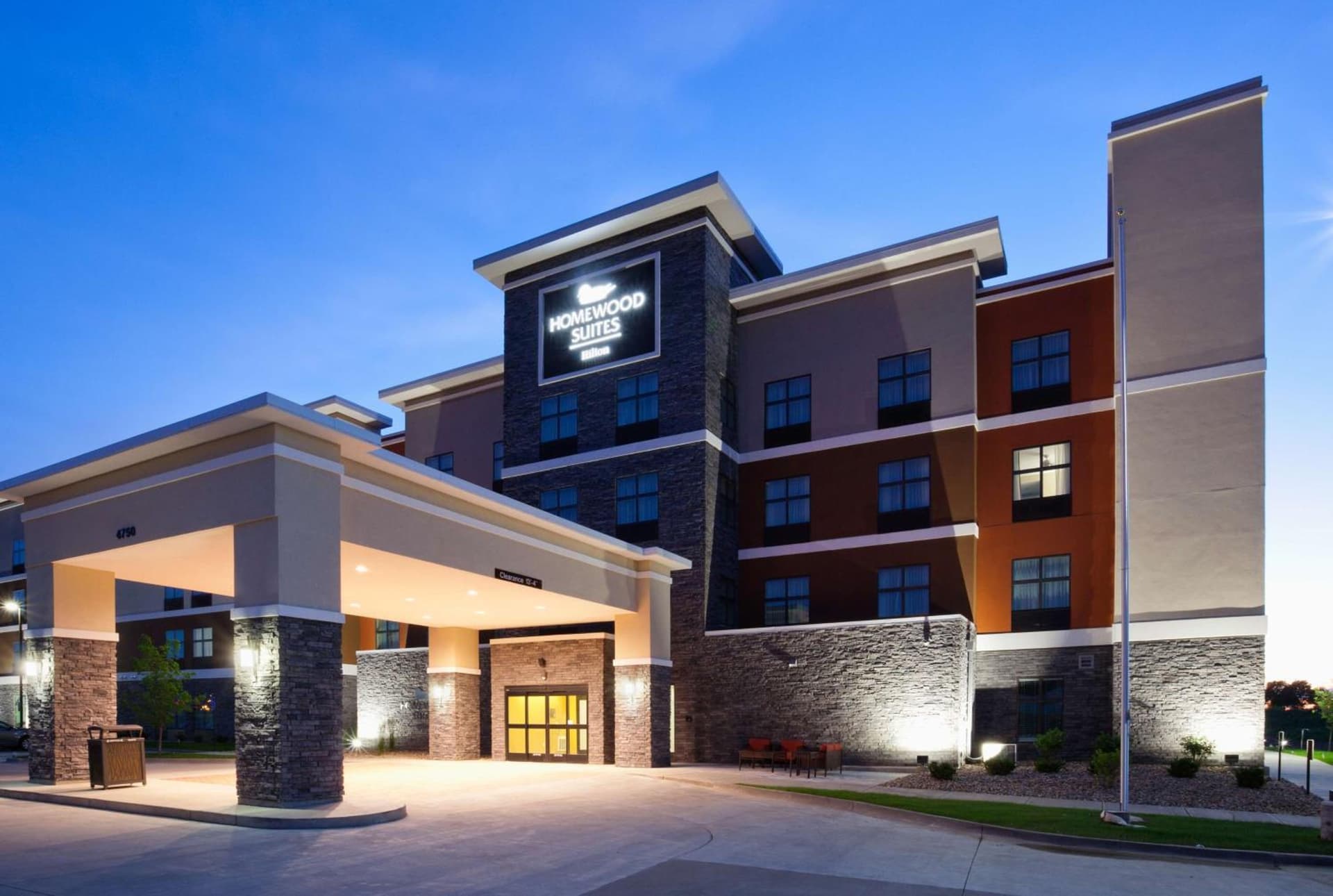 Homewood Suites Davenport featured exterior or lobby in Bettendorf, IA — similar hotel