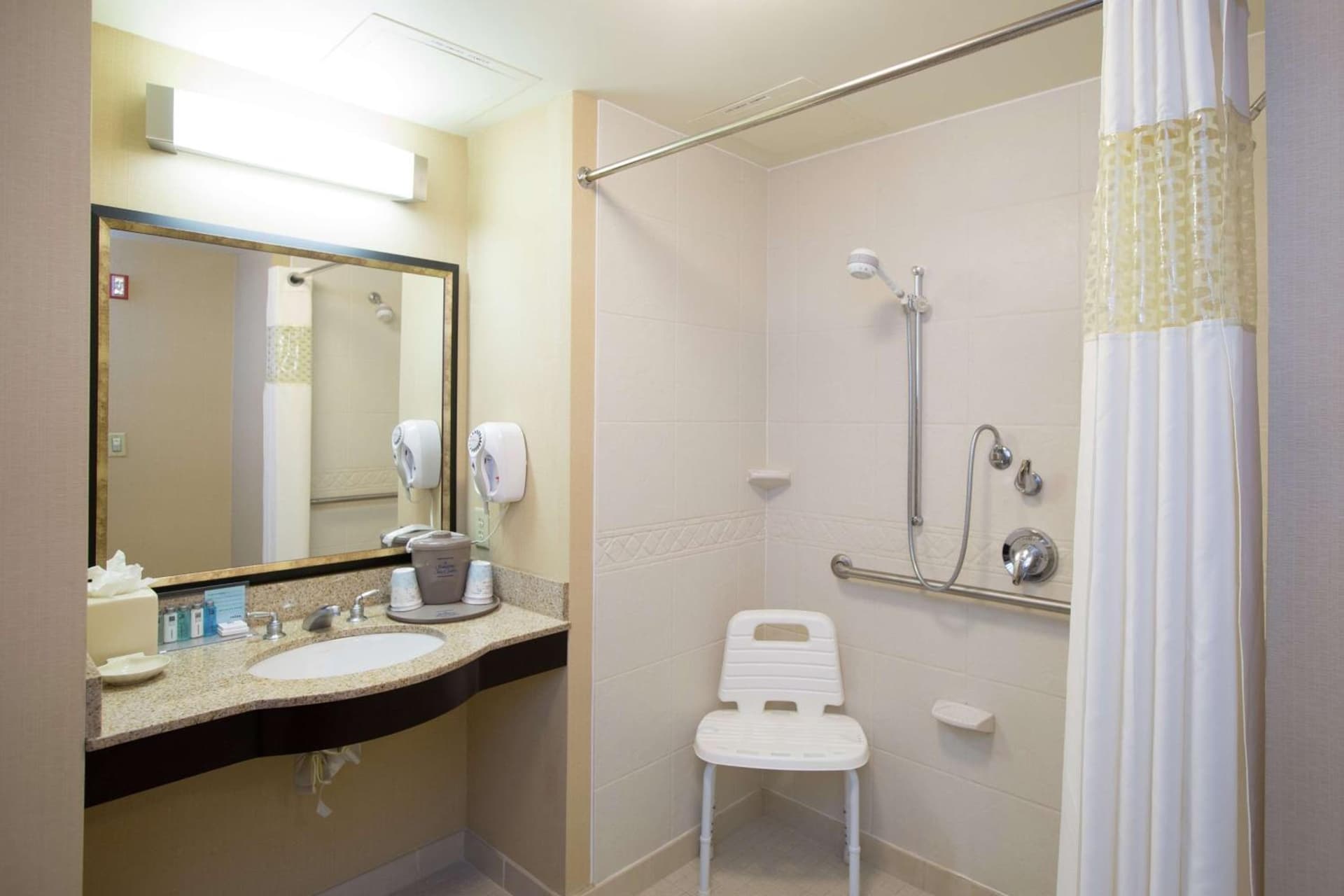 Hampton Inn & Suites Providence Downtown gallery photo in Providence, RI — image 26