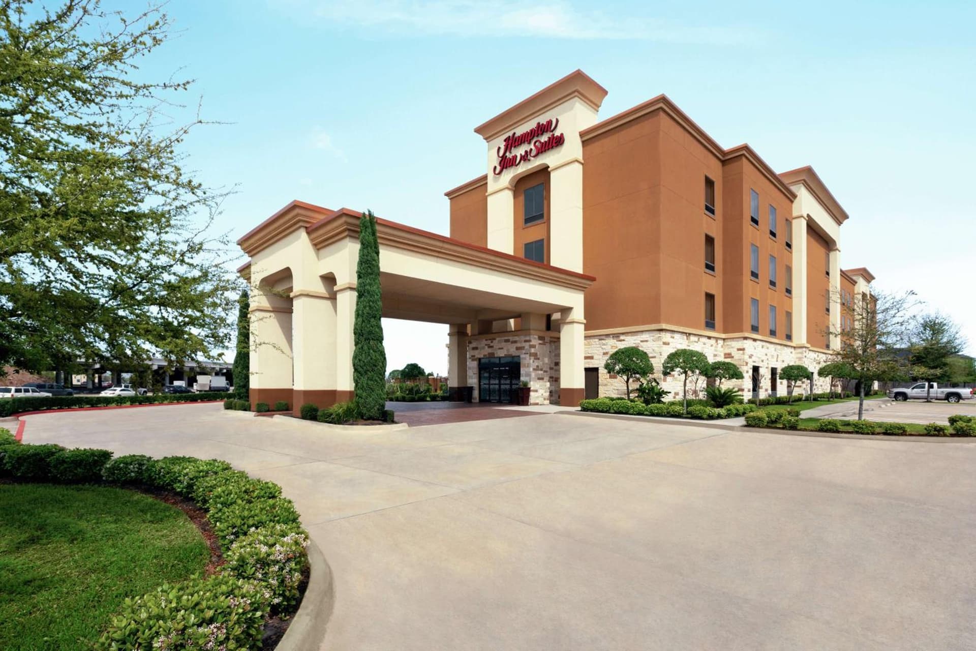 Hampton Inn and Suites Houston Pasadena interior in Pasadena, TX — gallery photo 2