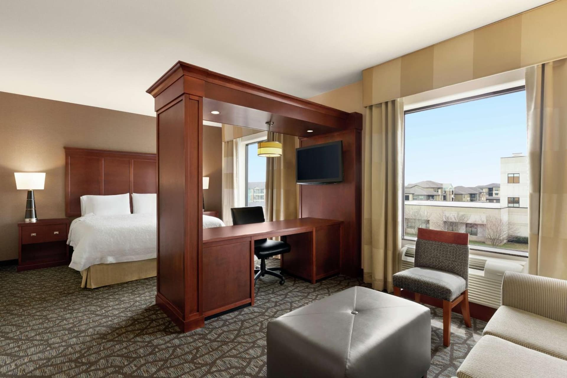 Hampton Inn and Suites Houston Pasadena gallery photo in Pasadena, TX — image 19