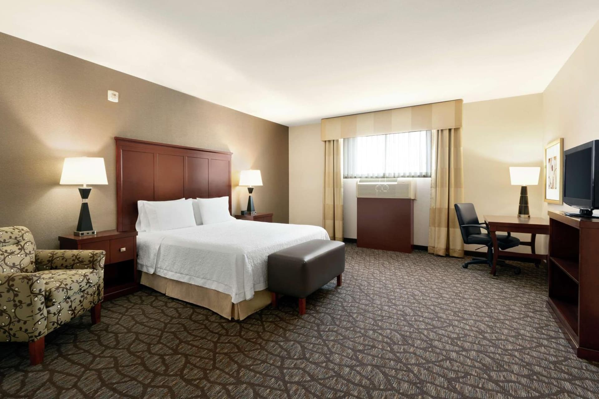 Hampton Inn and Suites Houston Pasadena gallery photo in Pasadena, TX — image 30