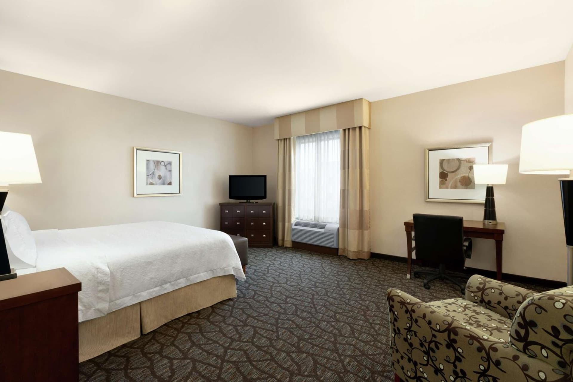 Hampton Inn and Suites Houston Pasadena gallery photo in Pasadena, TX — image 22