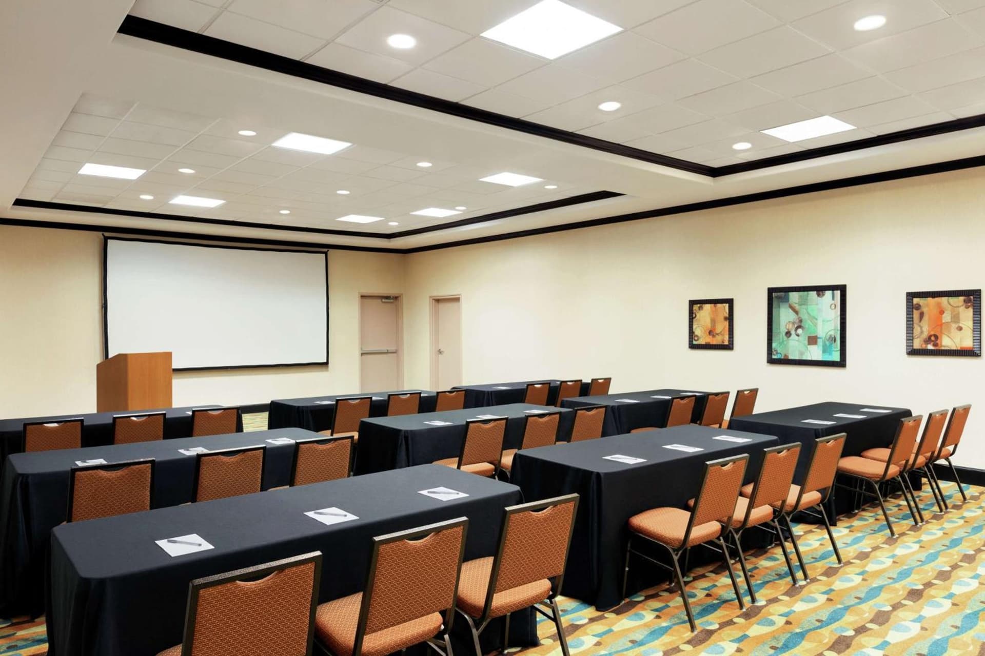 Hampton Inn and Suites Houston Pasadena gallery photo in Pasadena, TX — image 26