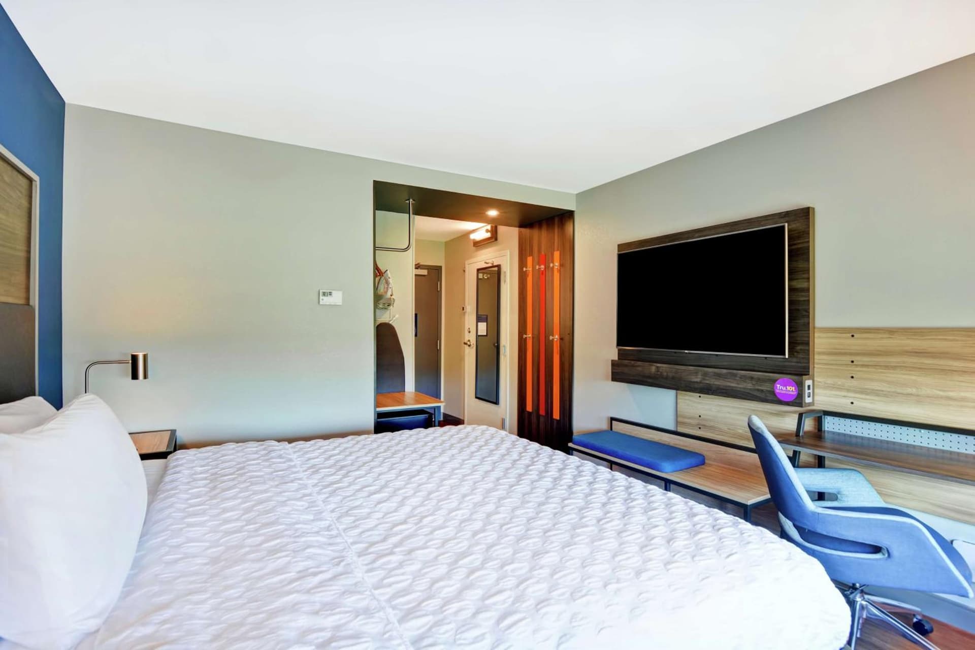 Tru By Hilton Middletown property views in Middletown, NY — gallery photo 3