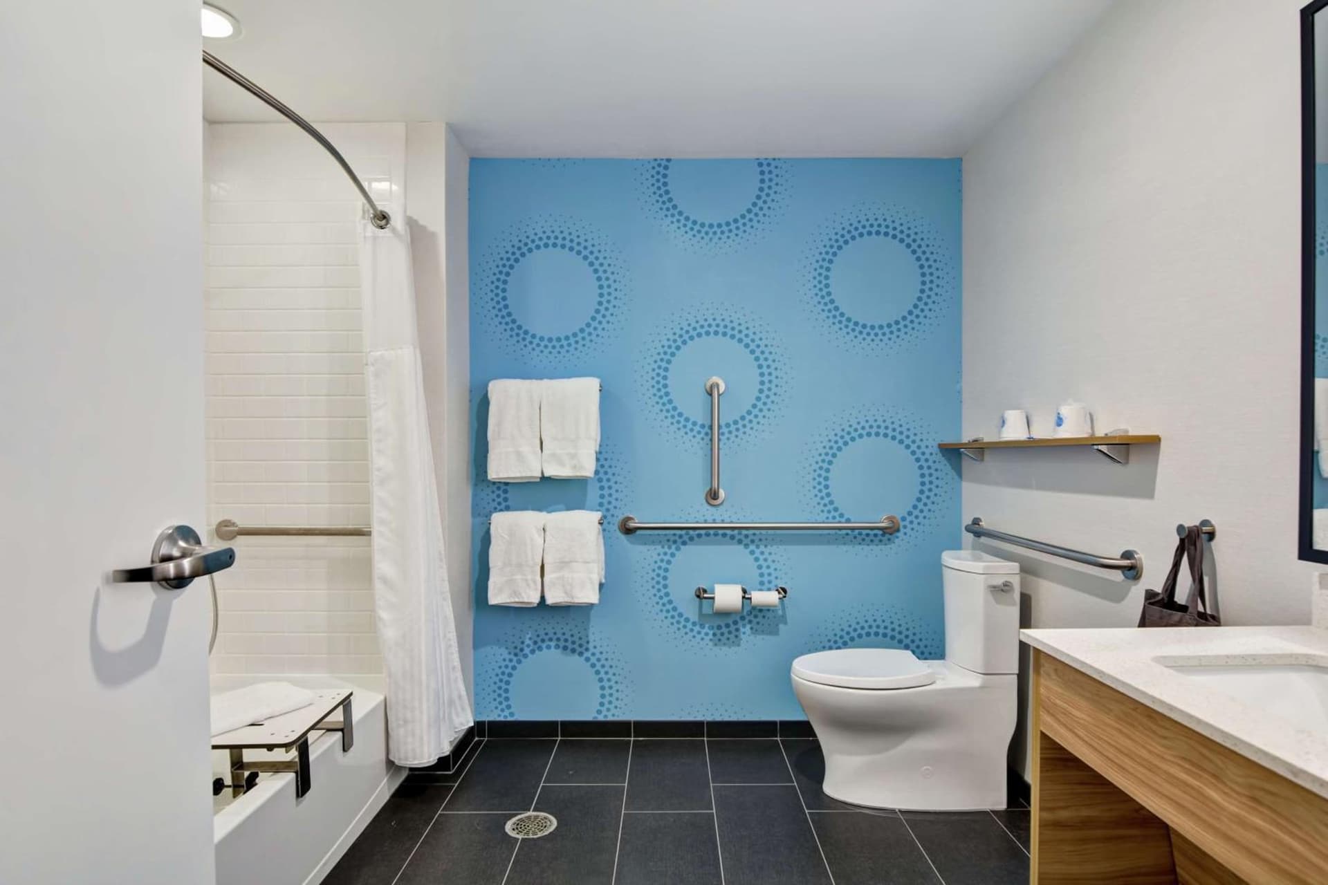 Tru By Hilton Middletown gallery photo in Middletown, NY — image 11