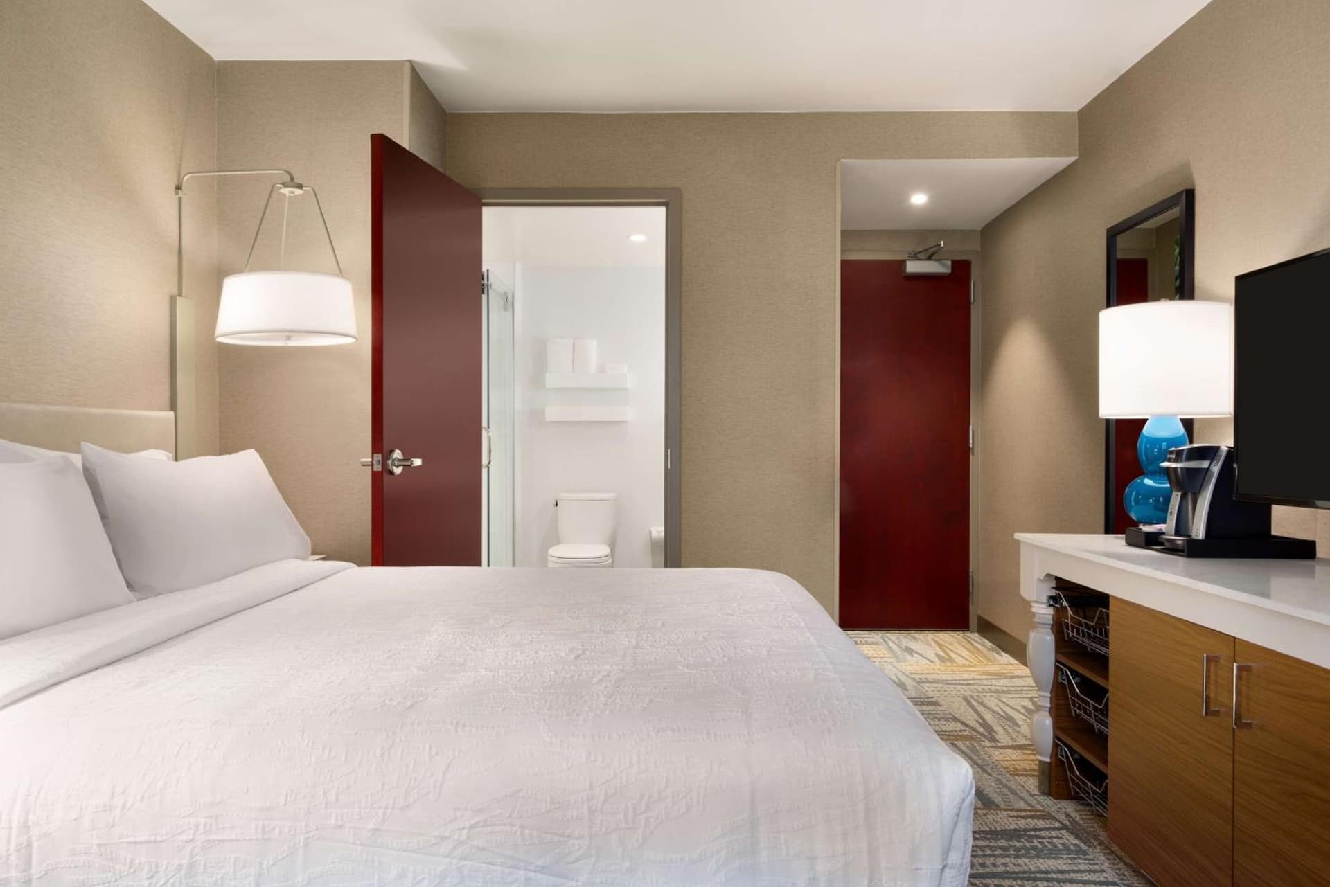 Hilton Garden Inn New York Times Square South interior in New York, NY — gallery photo 2