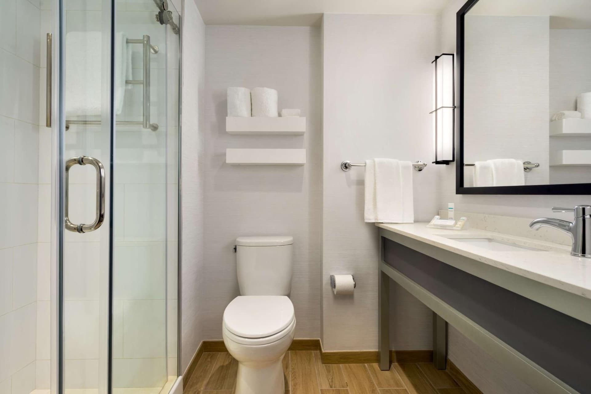 Hilton Garden Inn New York Times Square South interior in New York, NY — gallery photo 2