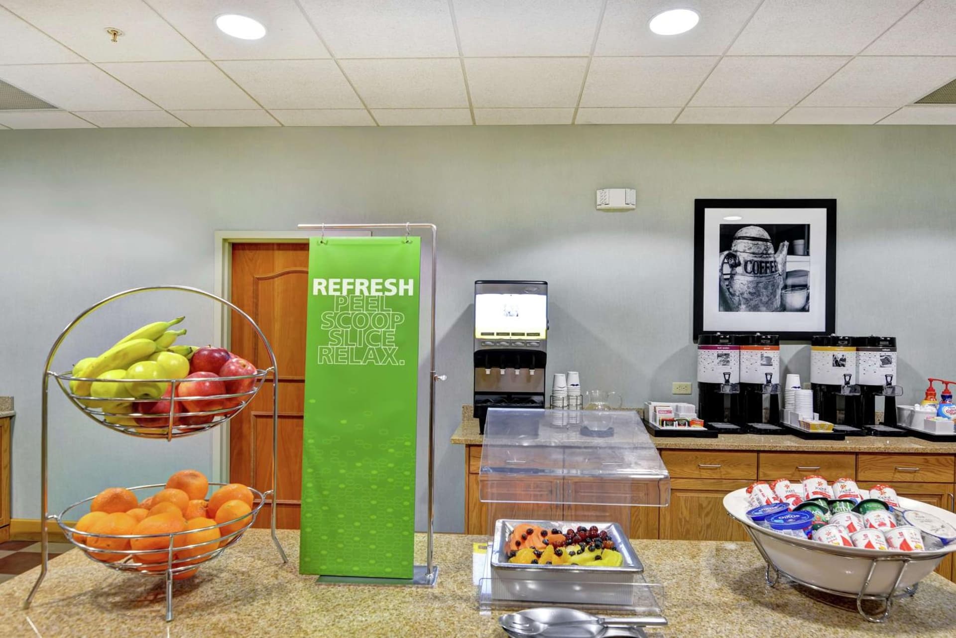 Hampton Inn Tunkhannock gallery photo in Tunkhannock, PA — image 11