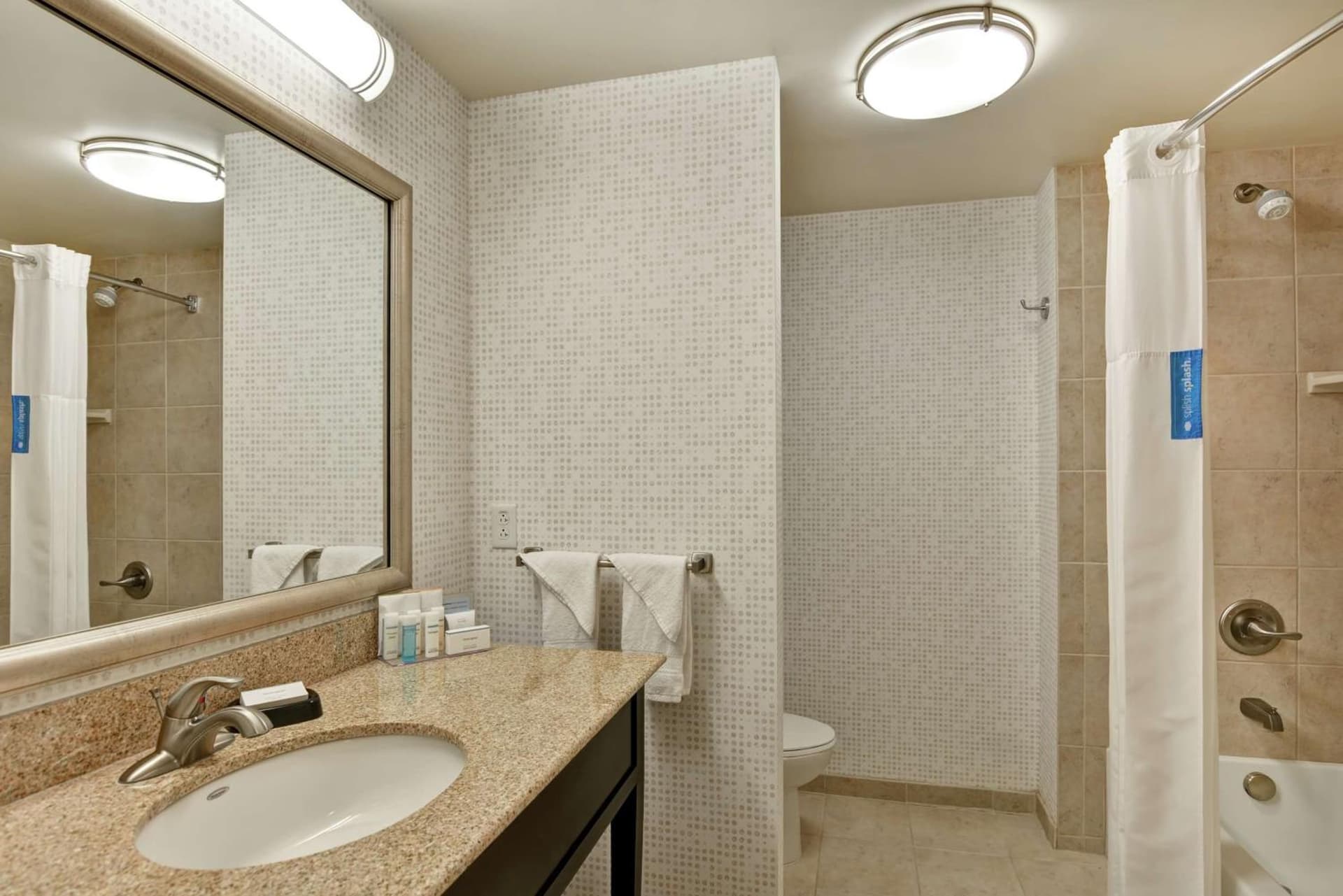 Hampton Inn Tunkhannock gallery photo in Tunkhannock, PA — image 31